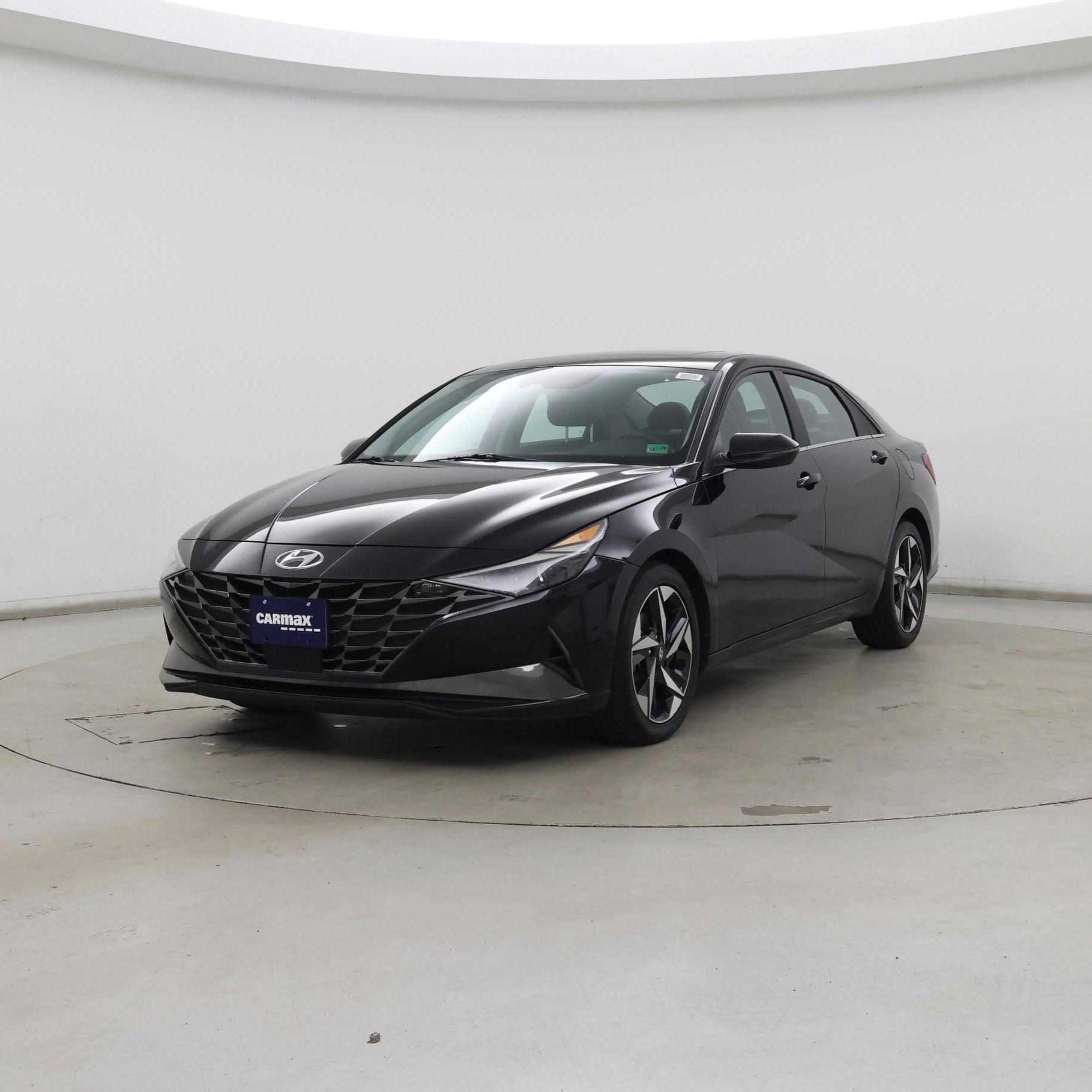 Thumbnail: 2023 Hyundai Elantra - 4