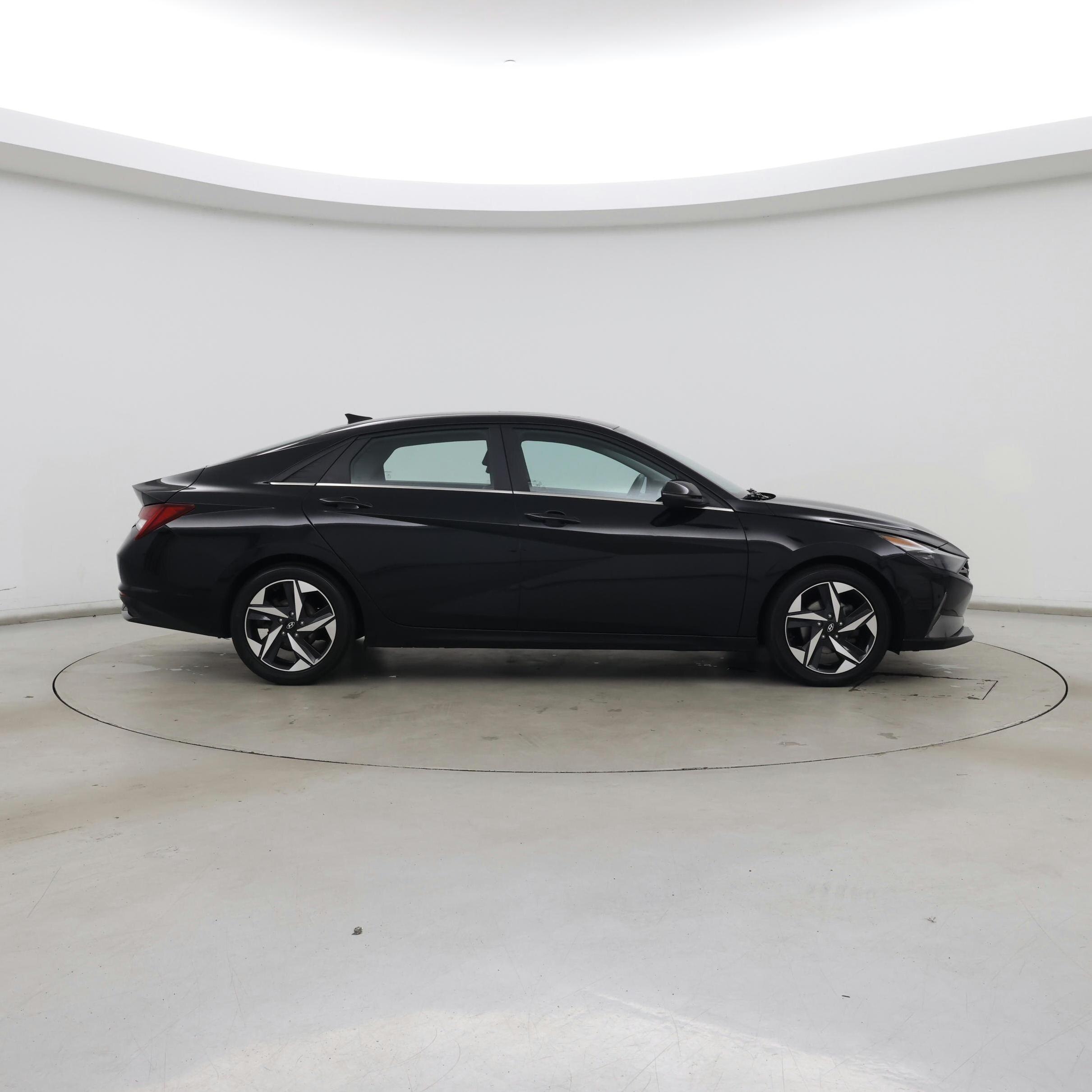 Thumbnail: 2023 Hyundai Elantra - 7