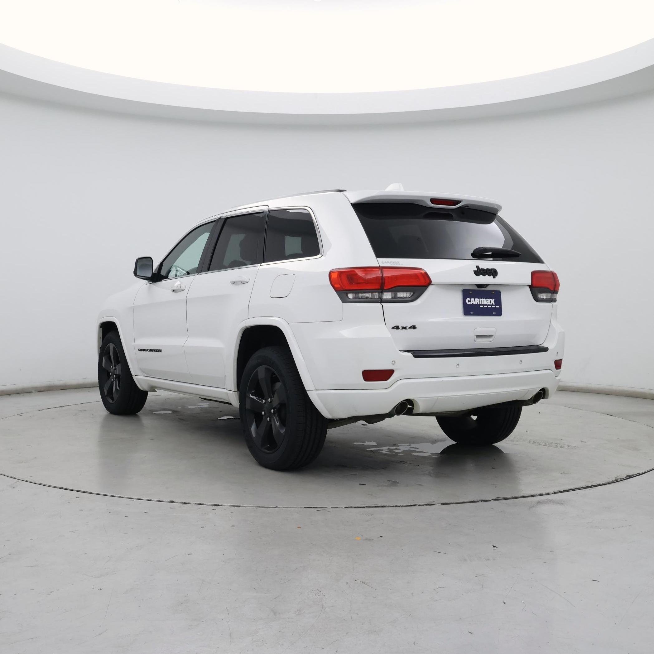 Thumbnail: 2015 Jeep Grand Cherokee - 2