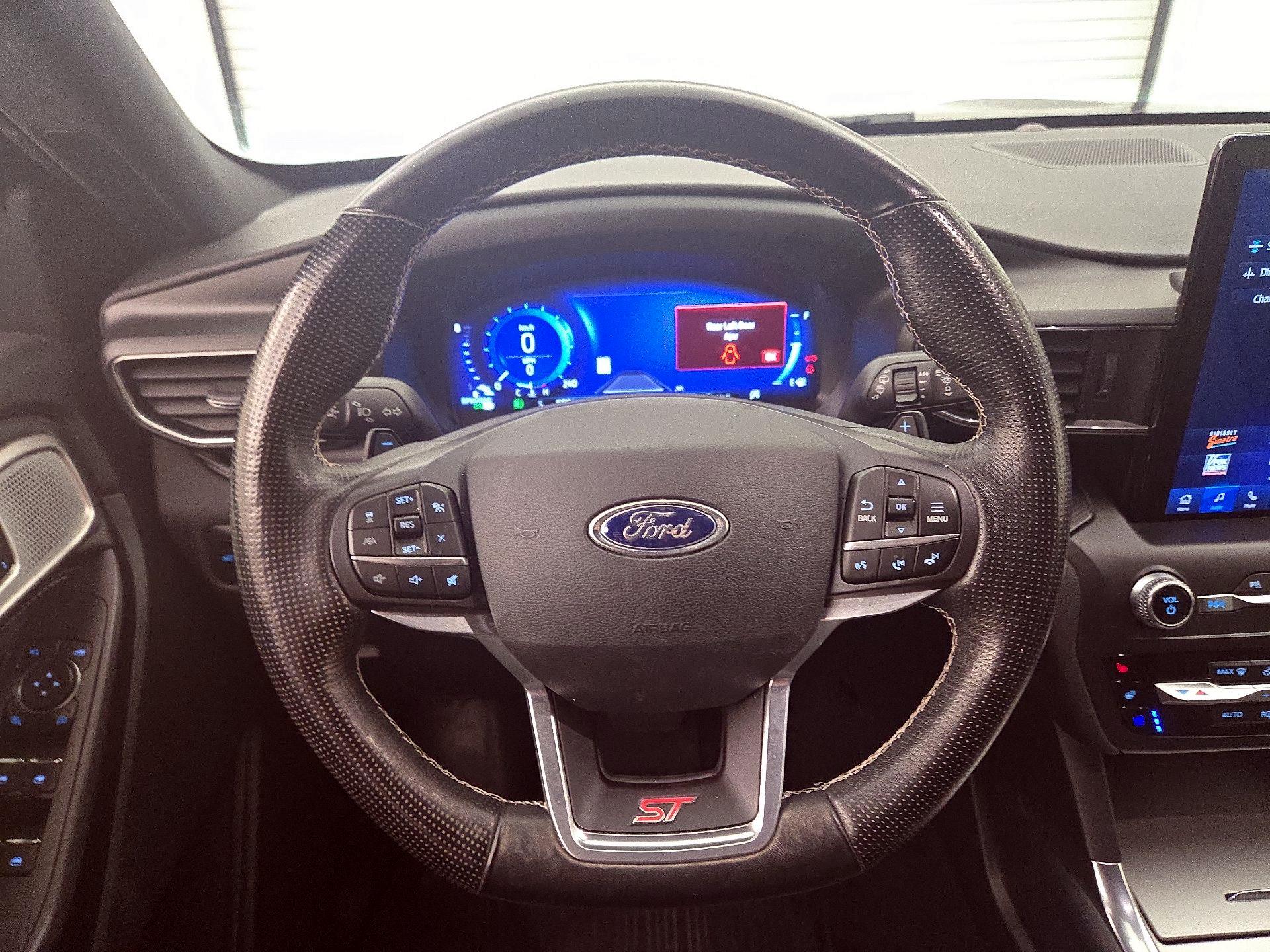 Thumbnail: 2020 Ford Explorer - 10