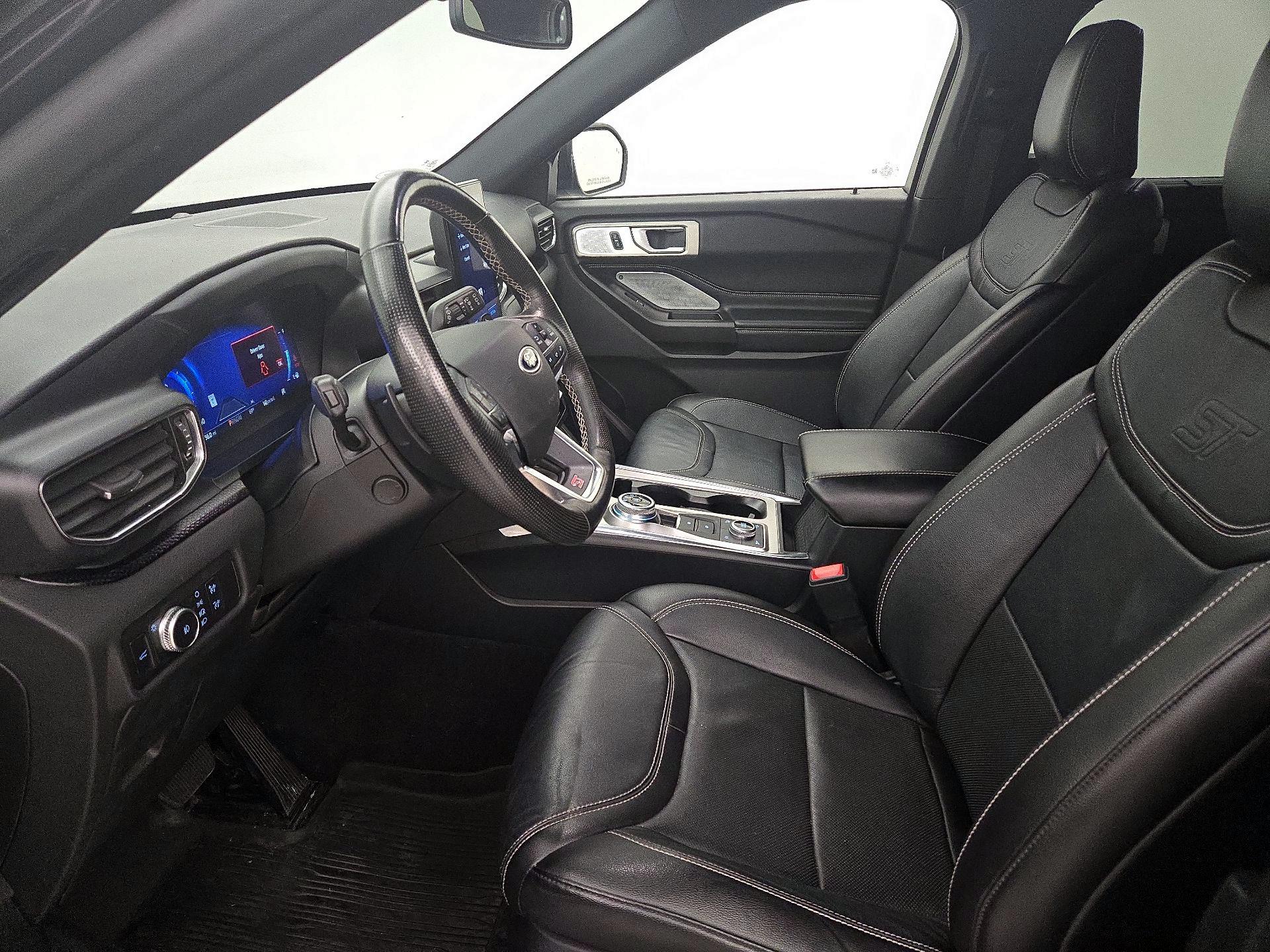 Thumbnail: 2020 Ford Explorer - 11