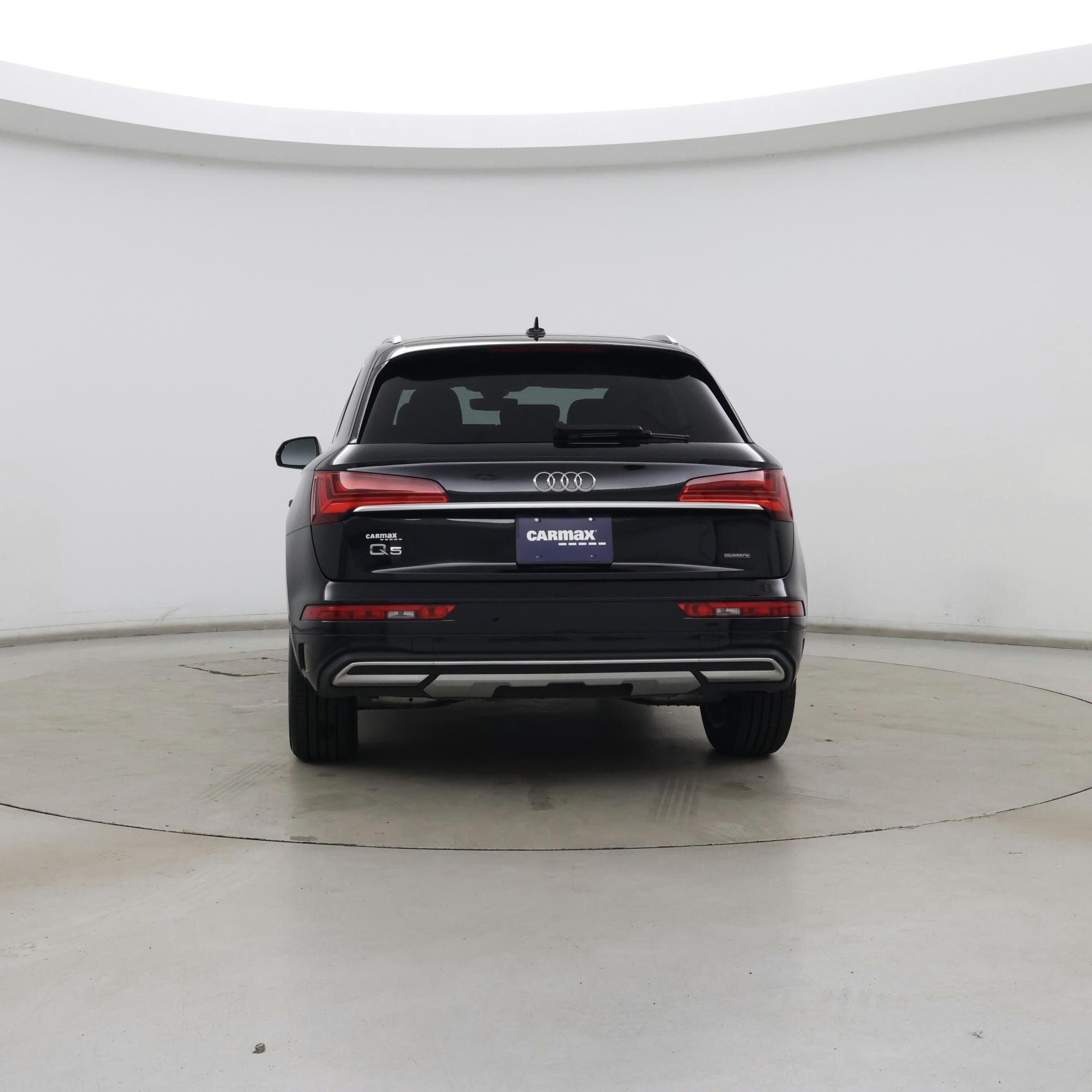 Thumbnail: 2023 Audi Q5 - 6