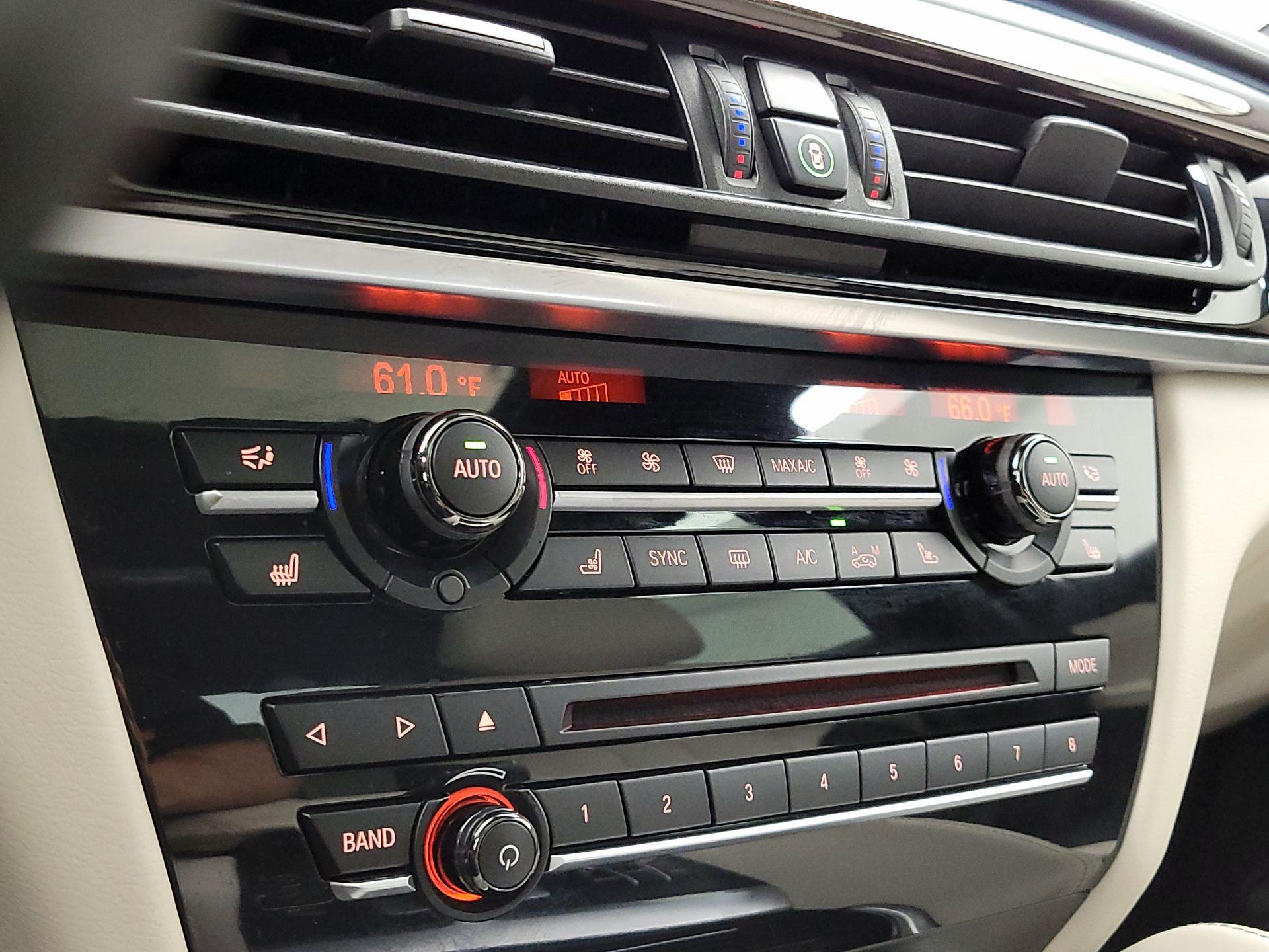 Thumbnail: 2019 BMW X6 - 17