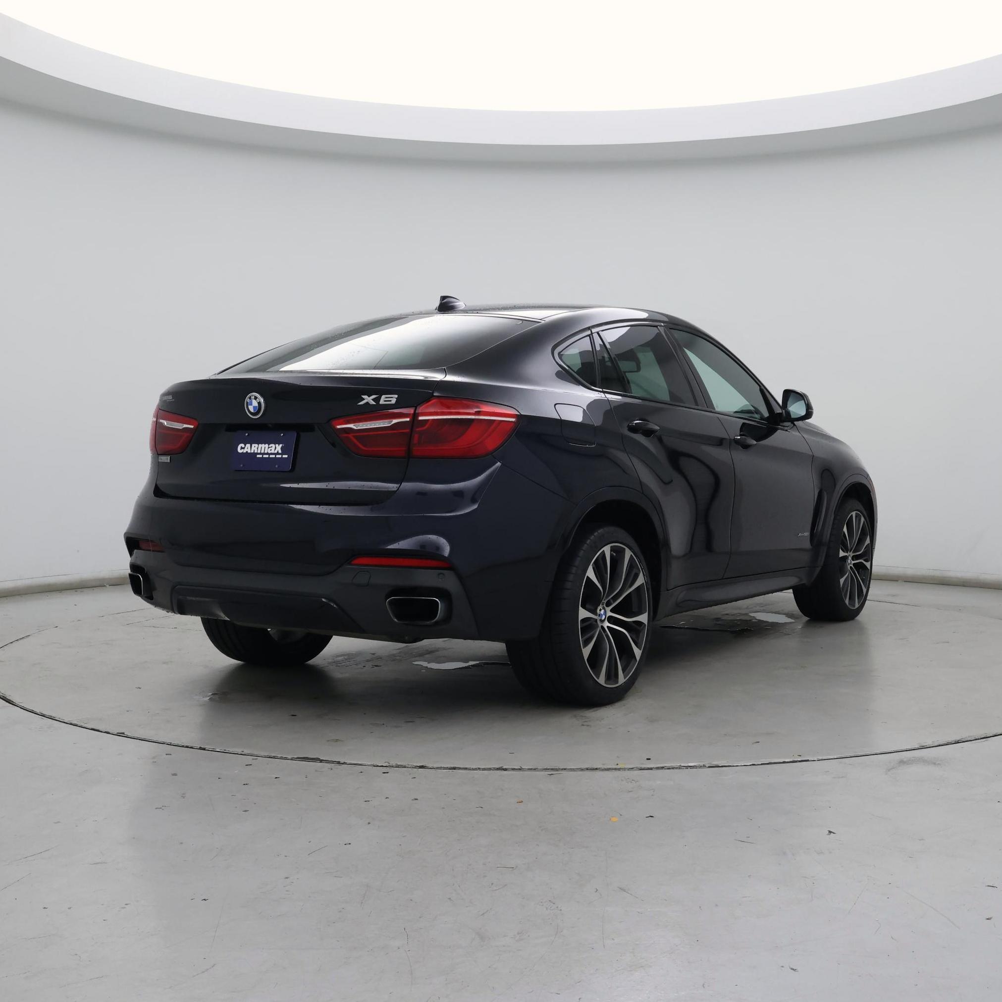 Thumbnail: 2019 BMW X6 - 8