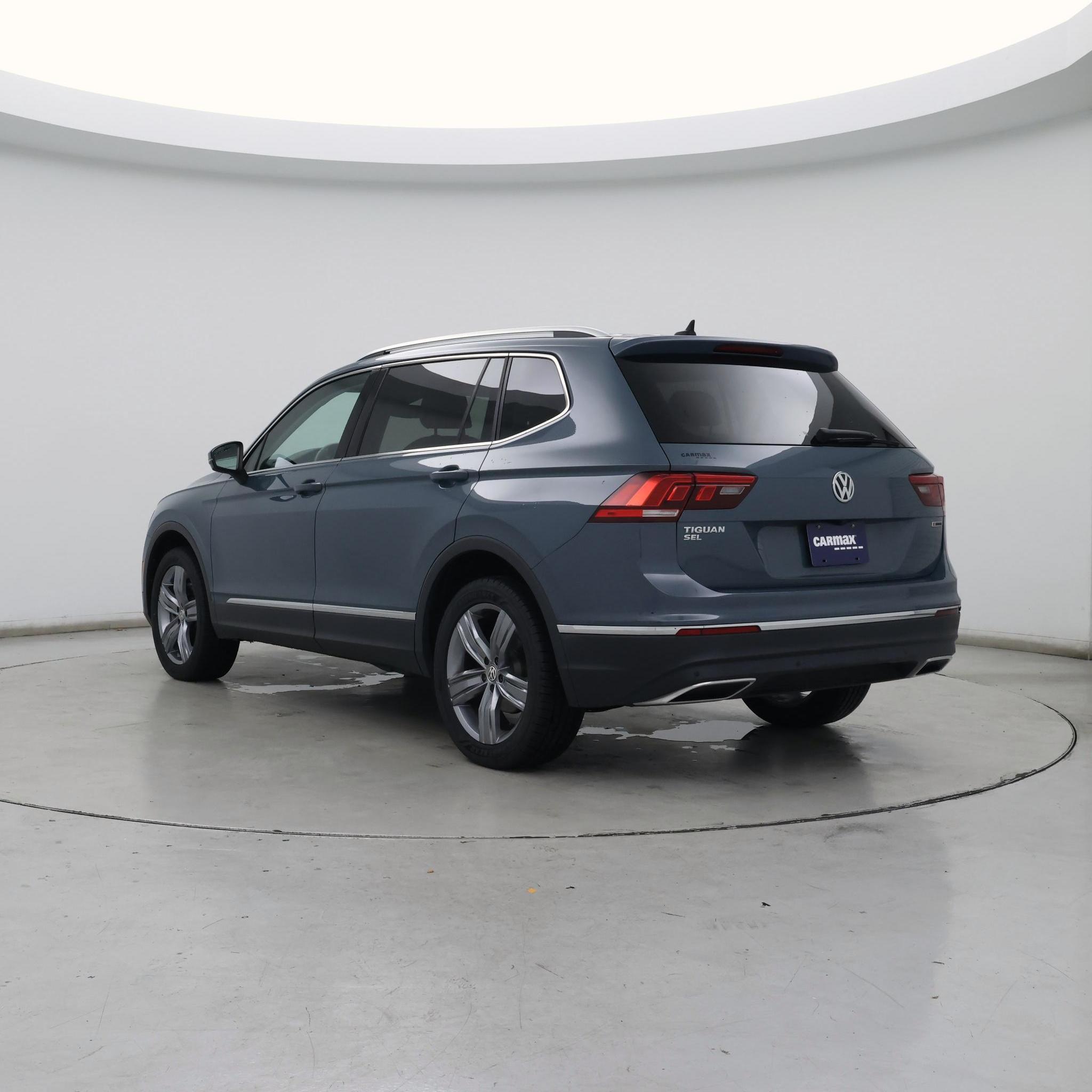 Thumbnail: 2020 Volkswagen Tiguan - 2