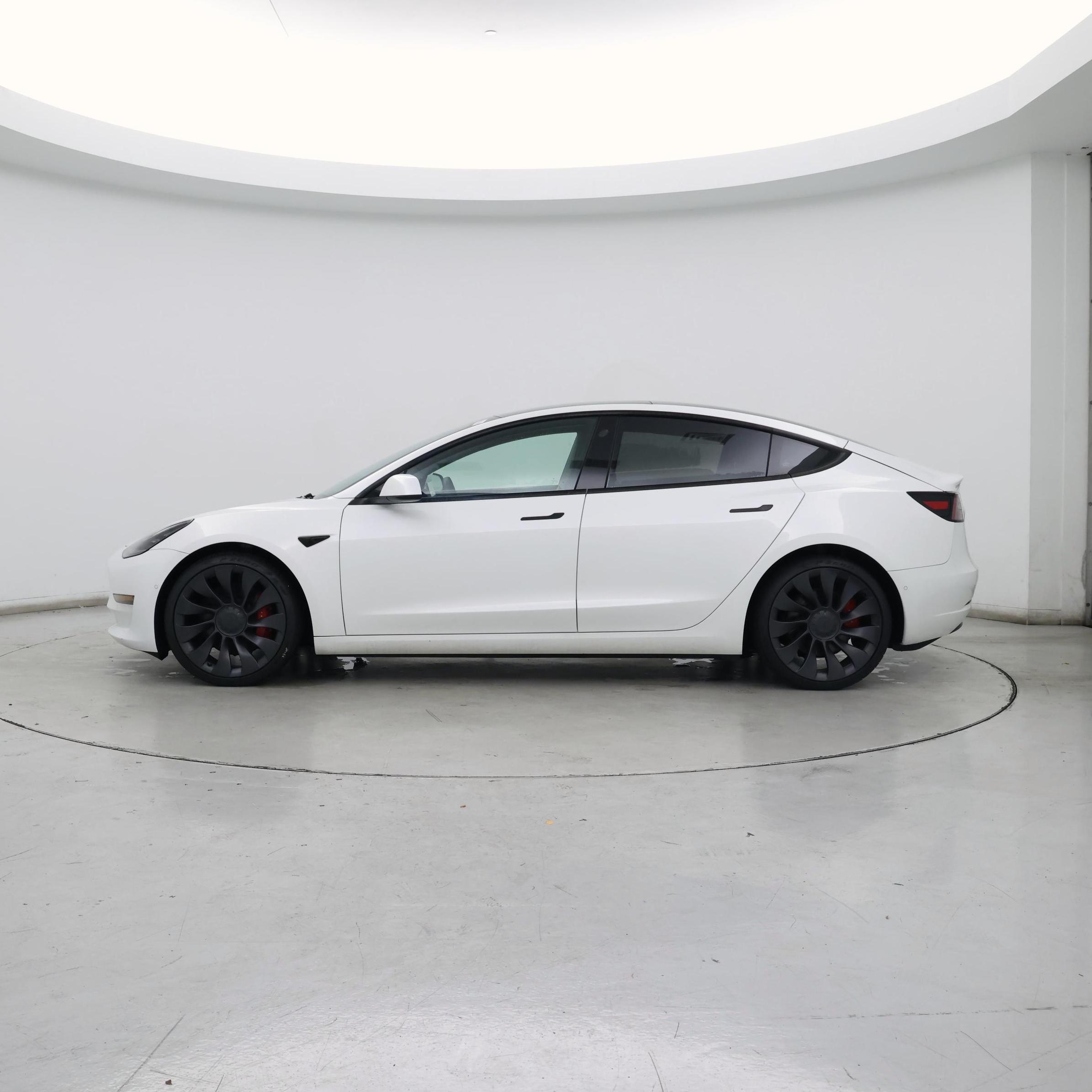 Thumbnail: 2021 Tesla Model 3 - 3