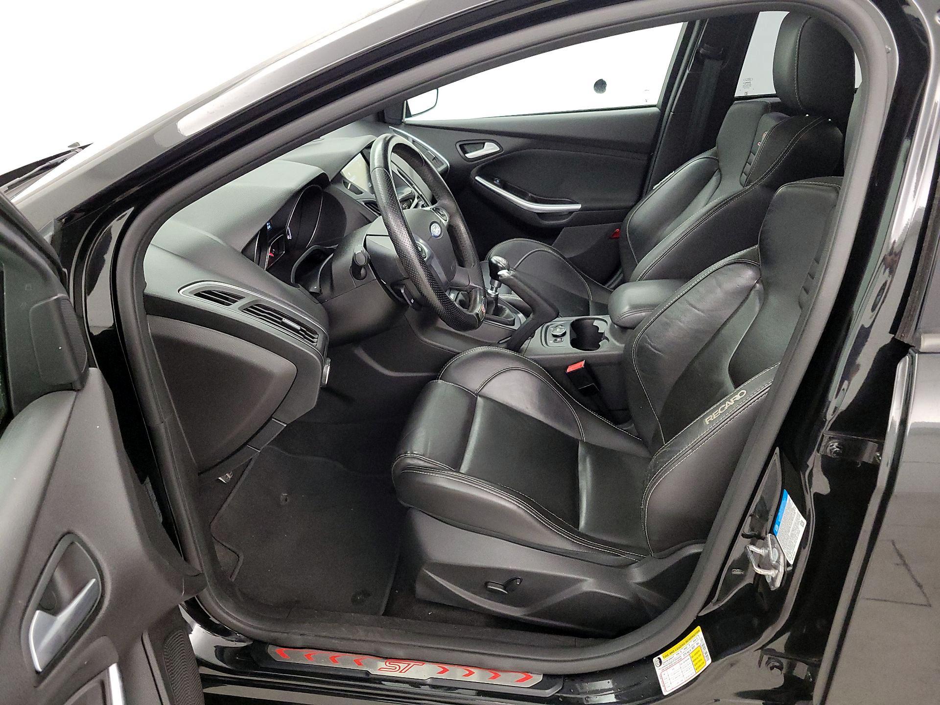 Thumbnail: 2014 Ford Focus - 11