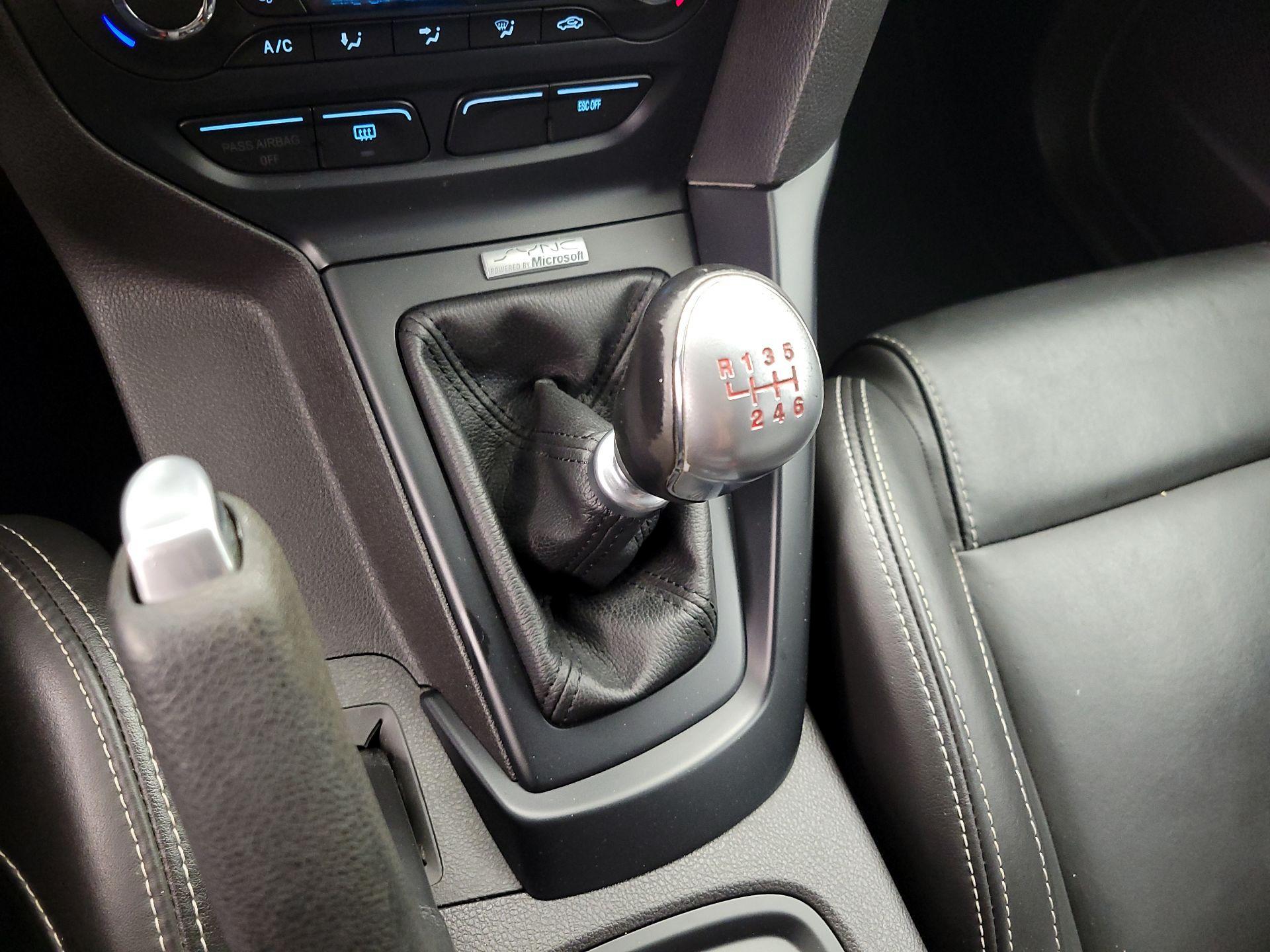 Thumbnail: 2014 Ford Focus - 16