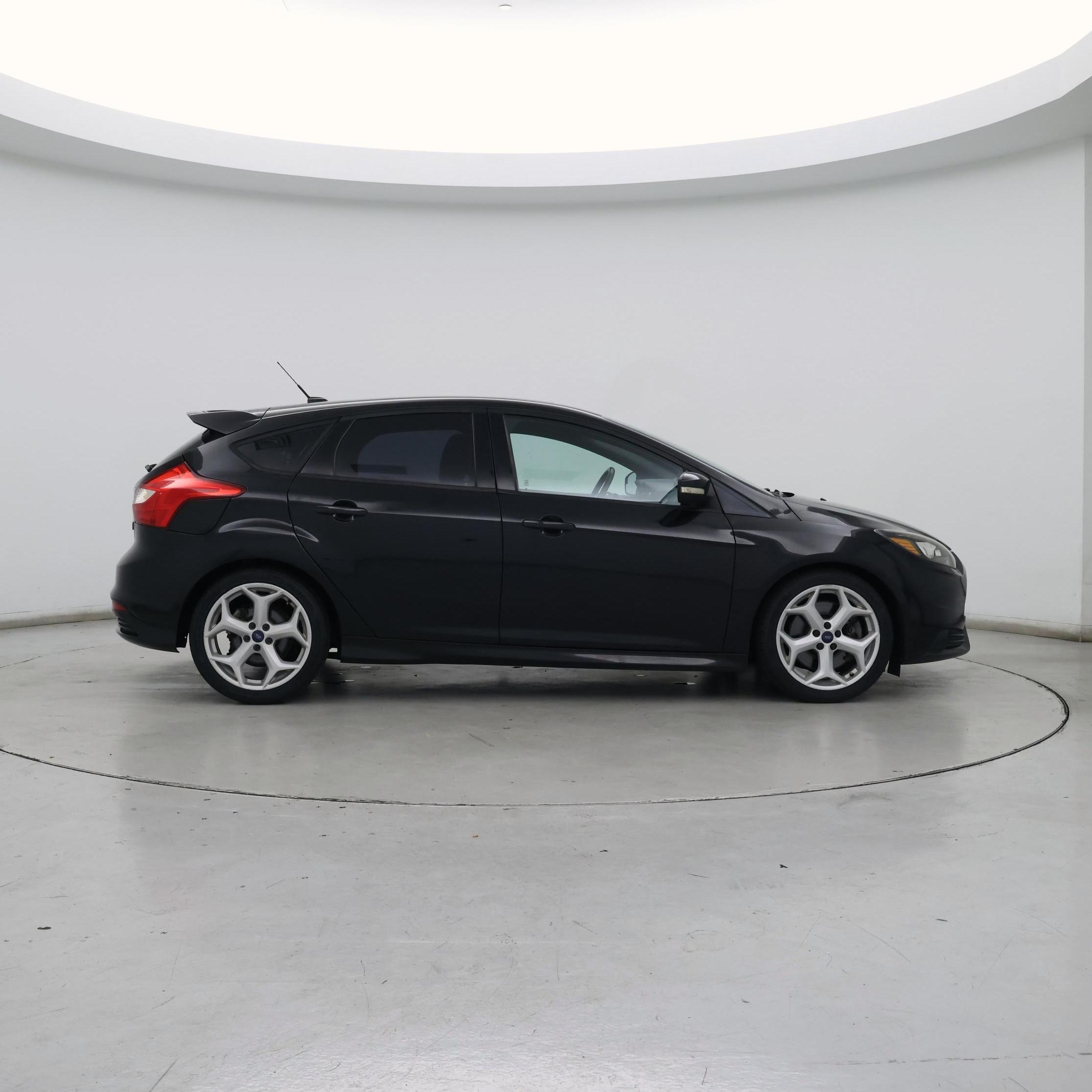 Thumbnail: 2014 Ford Focus - 7