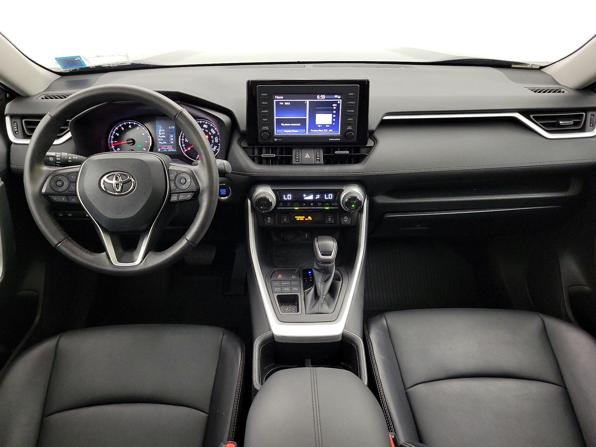 Thumbnail: 2022 Toyota RAV4 - 9