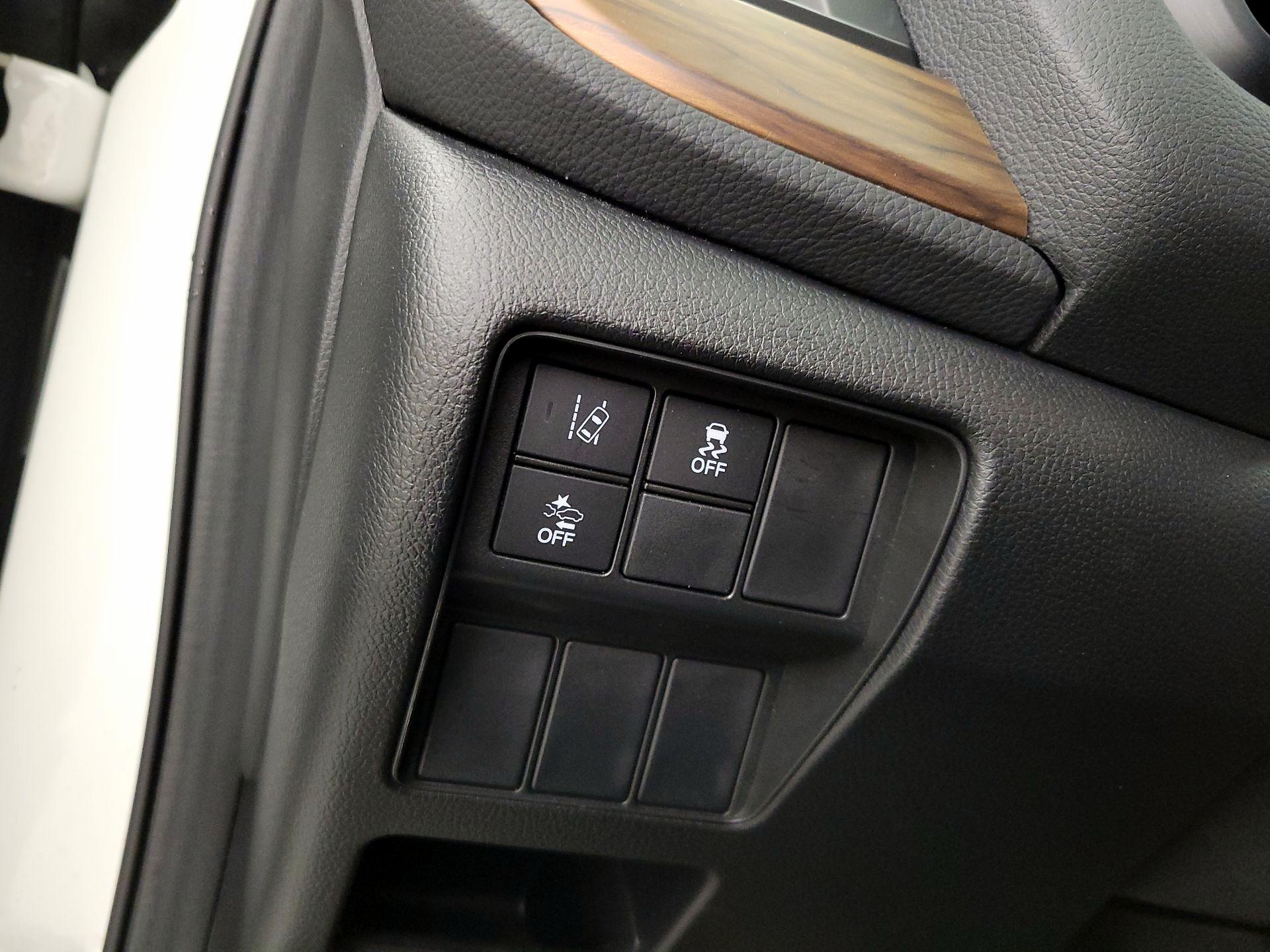 Thumbnail: 2017 Honda CR-V - 13