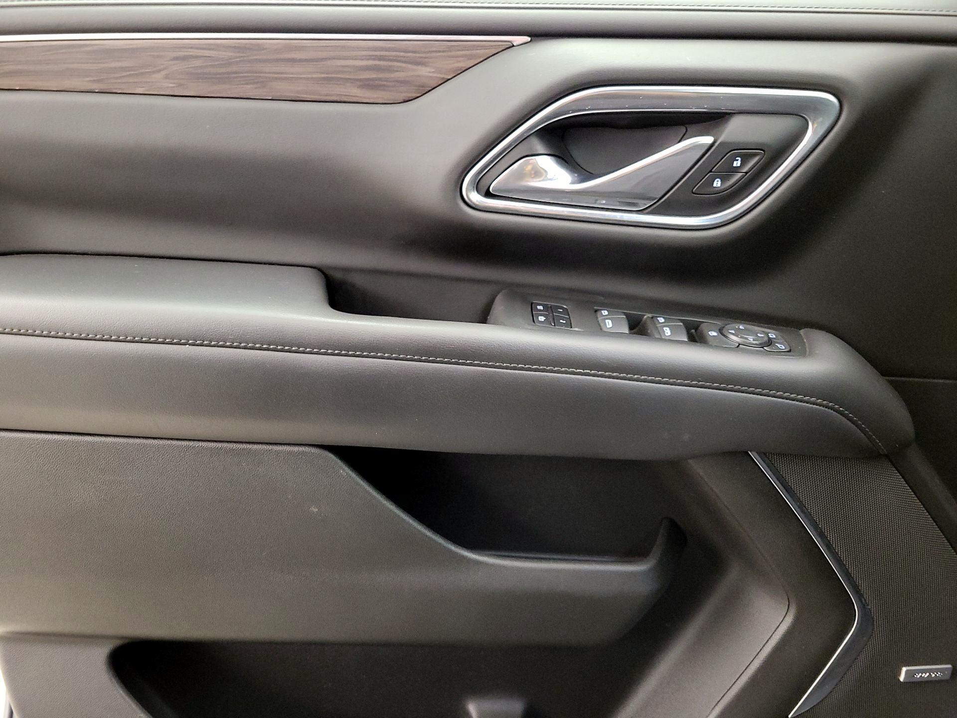 Thumbnail: 2021 Chevrolet Tahoe - 12