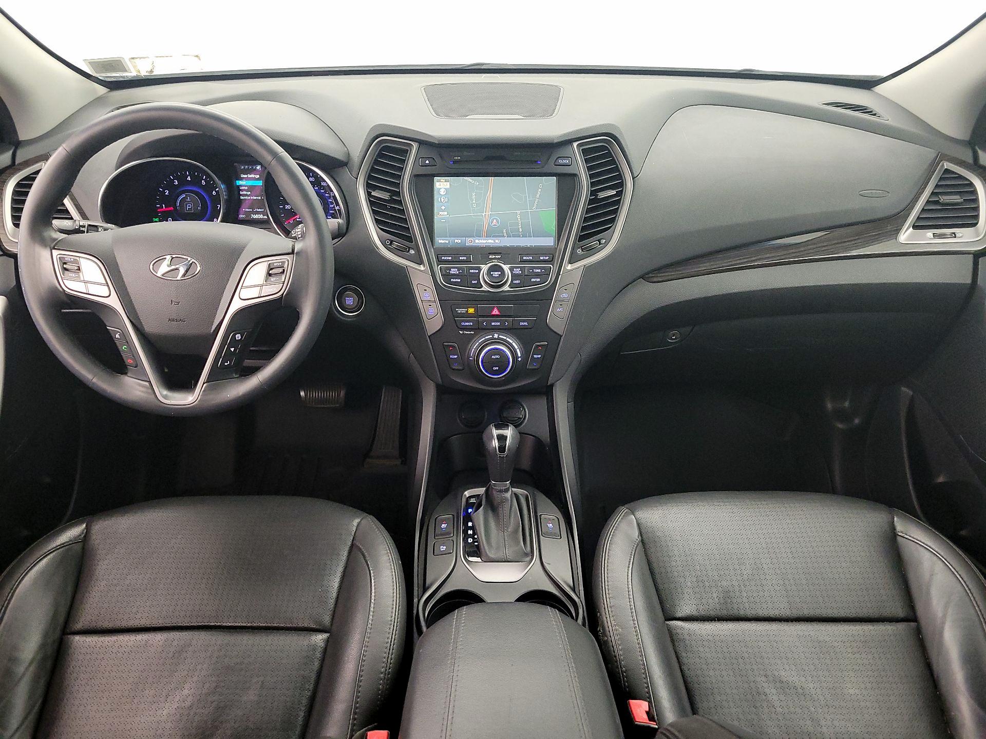 Thumbnail: 2016 Hyundai Santa Fe - 9