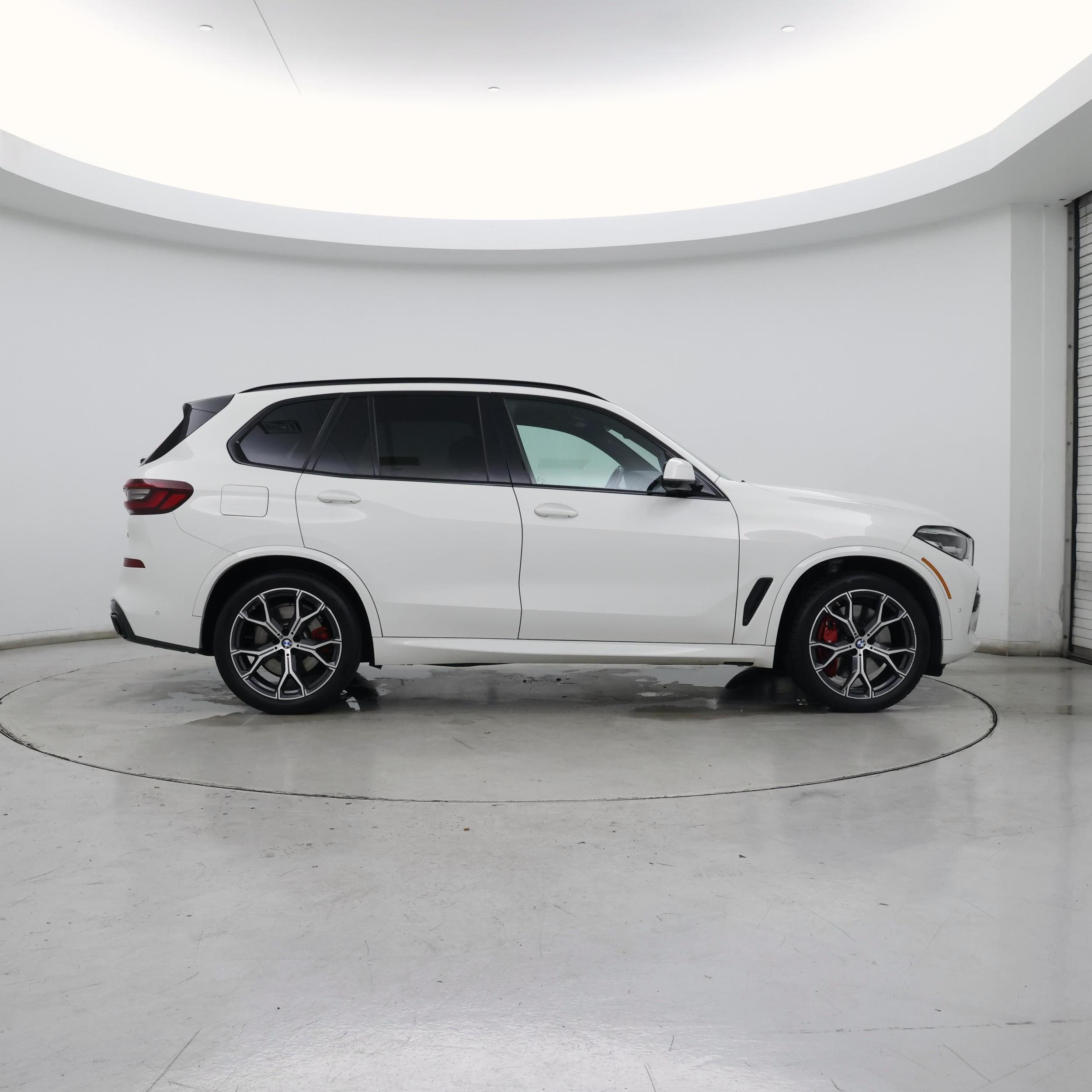 Thumbnail: 2022 BMW X5 - 7