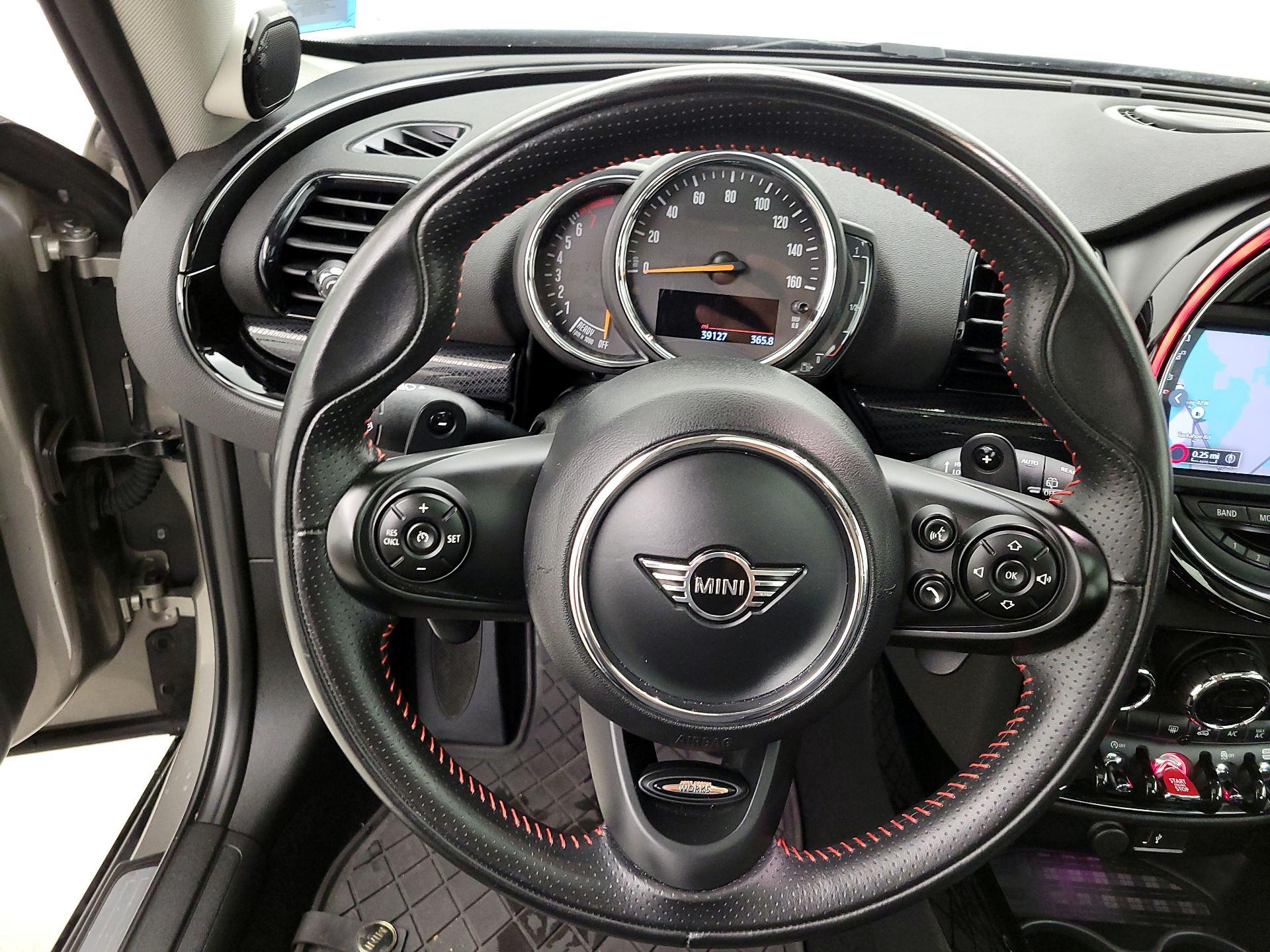 Thumbnail: 2020 MINI Cooper Clubman - 10