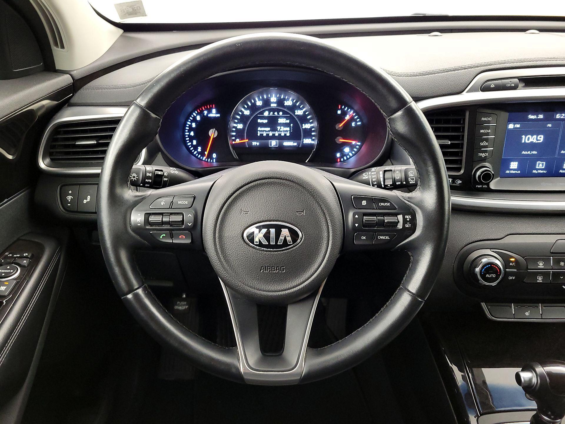 Thumbnail: 2018 Kia Sorento - 10