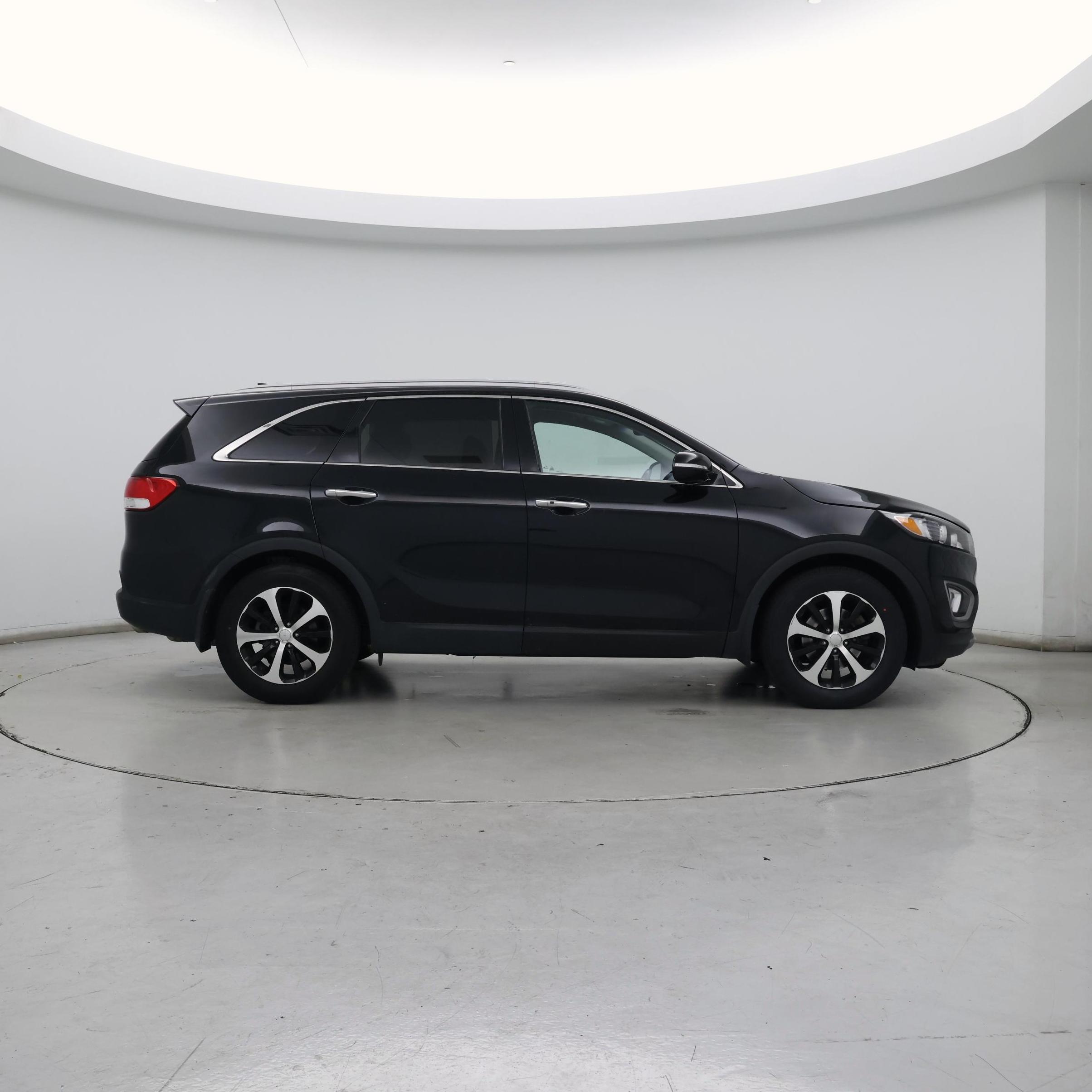 Thumbnail: 2018 Kia Sorento - 7
