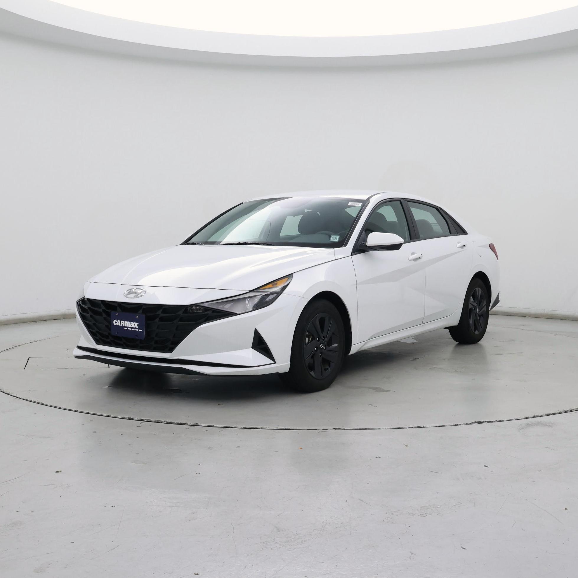 Thumbnail: 2023 Hyundai Elantra - 4