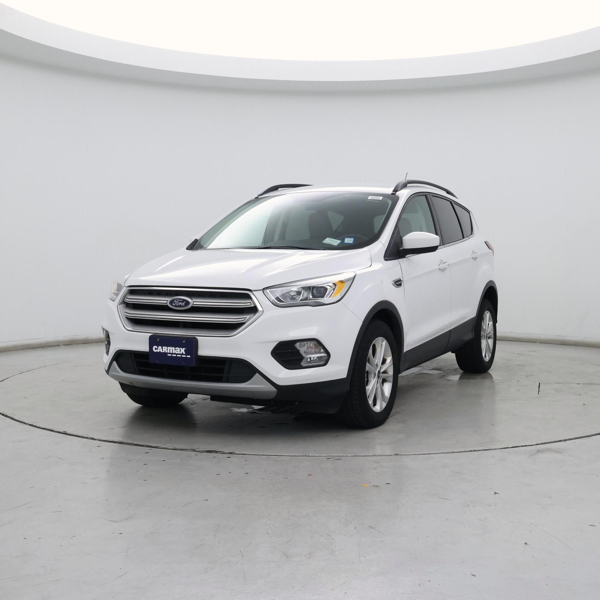 Thumbnail: 2019 Ford Escape - 4