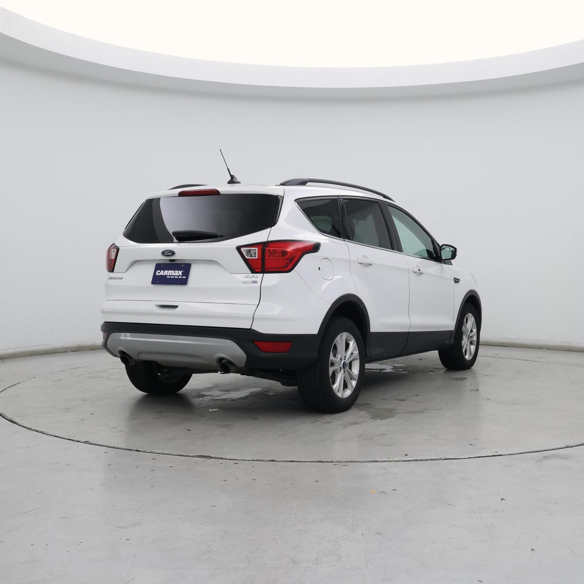 Thumbnail: 2019 Ford Escape - 8