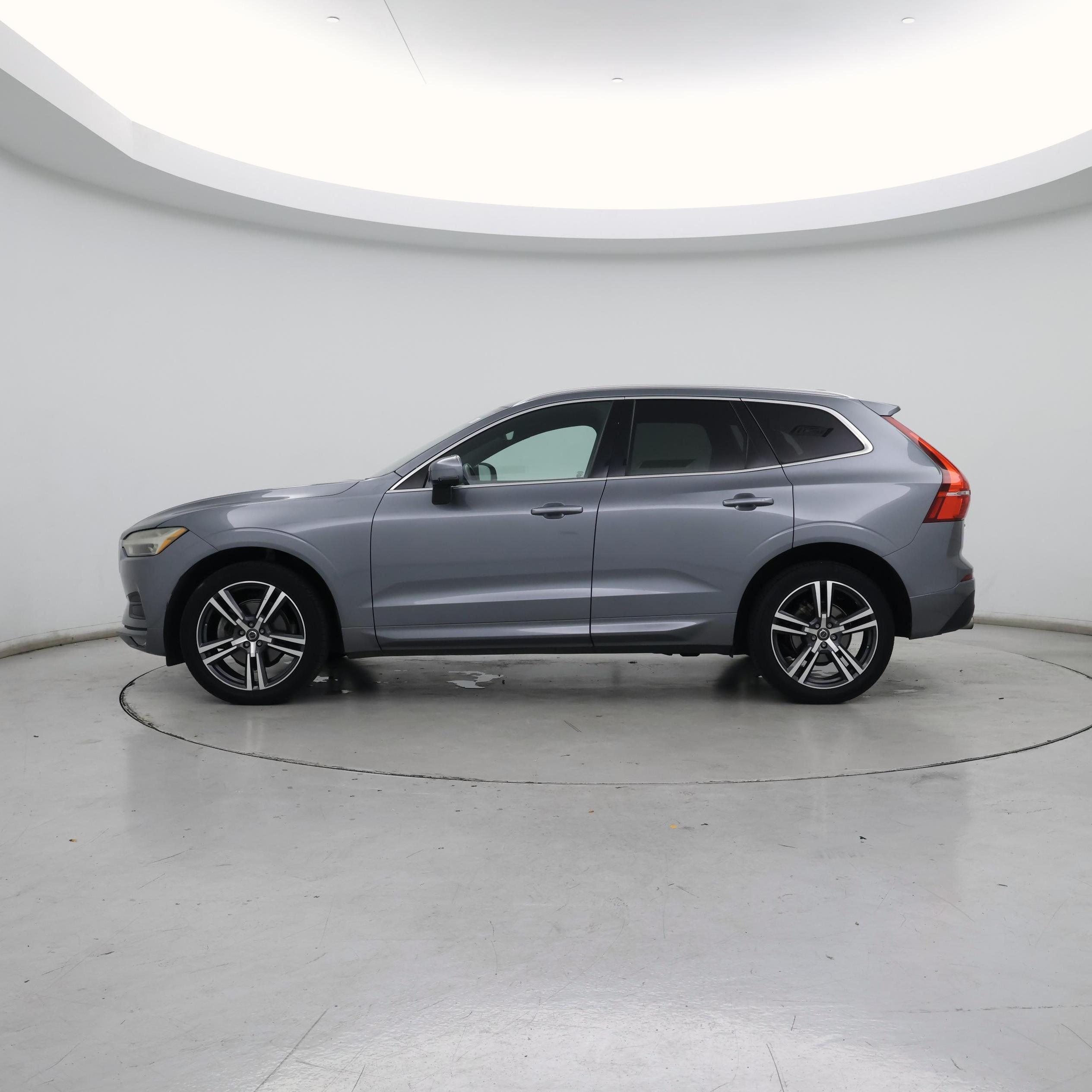 Thumbnail: 2021 Volvo XC60 - 3