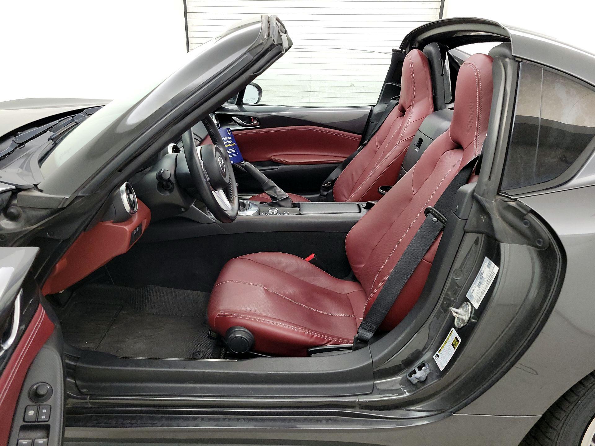 Thumbnail: 2020 Mazda MX-5 Miata - 11