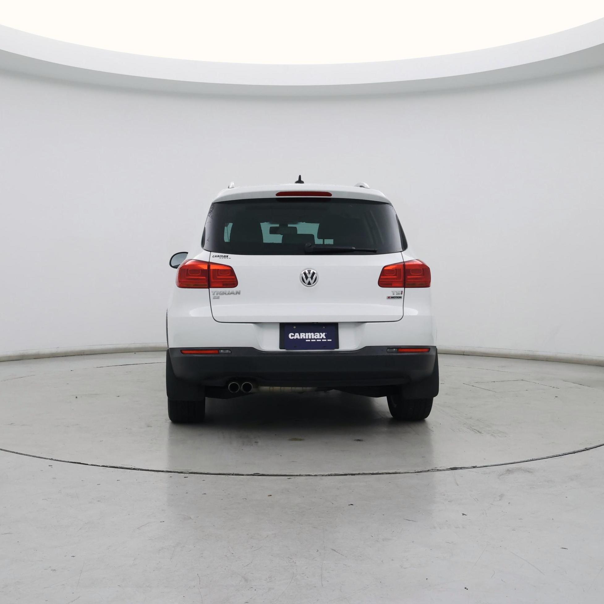 Thumbnail: 2016 Volkswagen Tiguan - 6