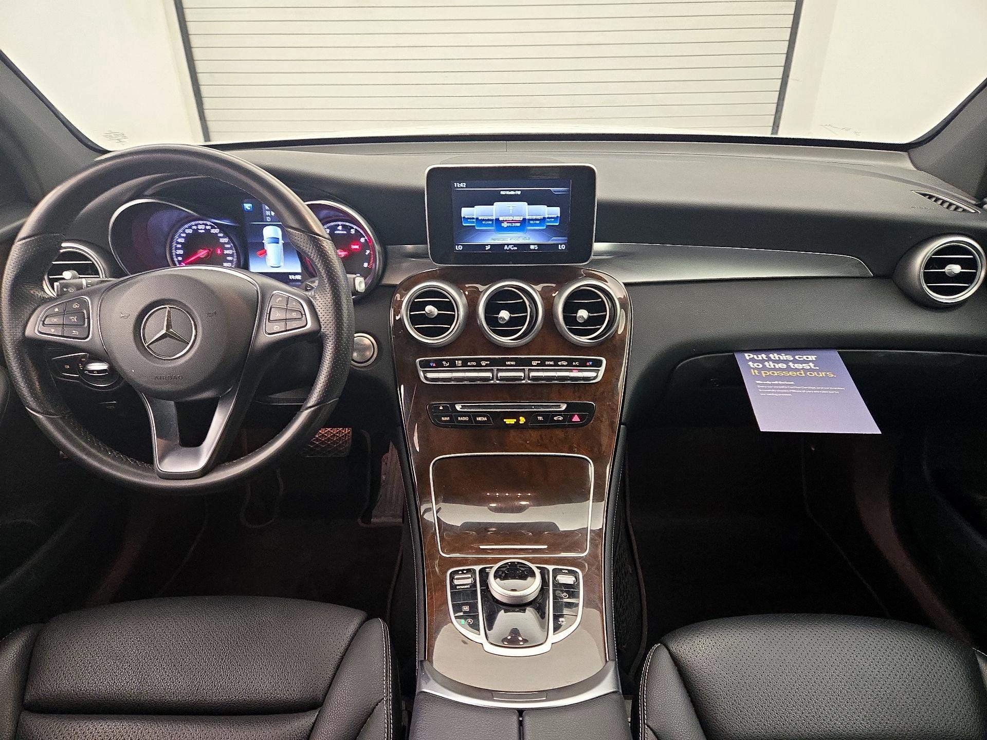 Thumbnail: 2018 Mercedes-Benz GLC - 9