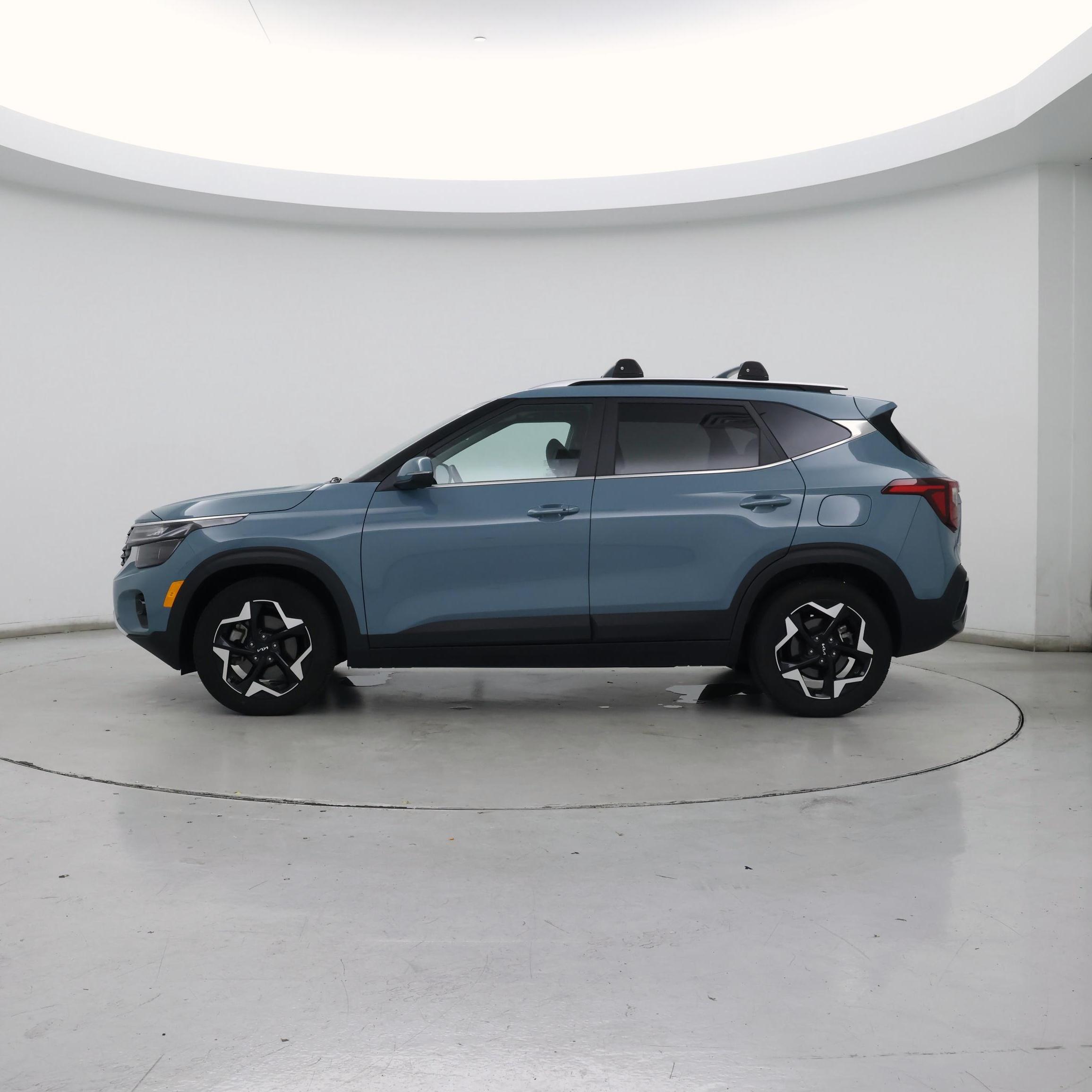 Thumbnail: 2024 Kia Seltos - 3