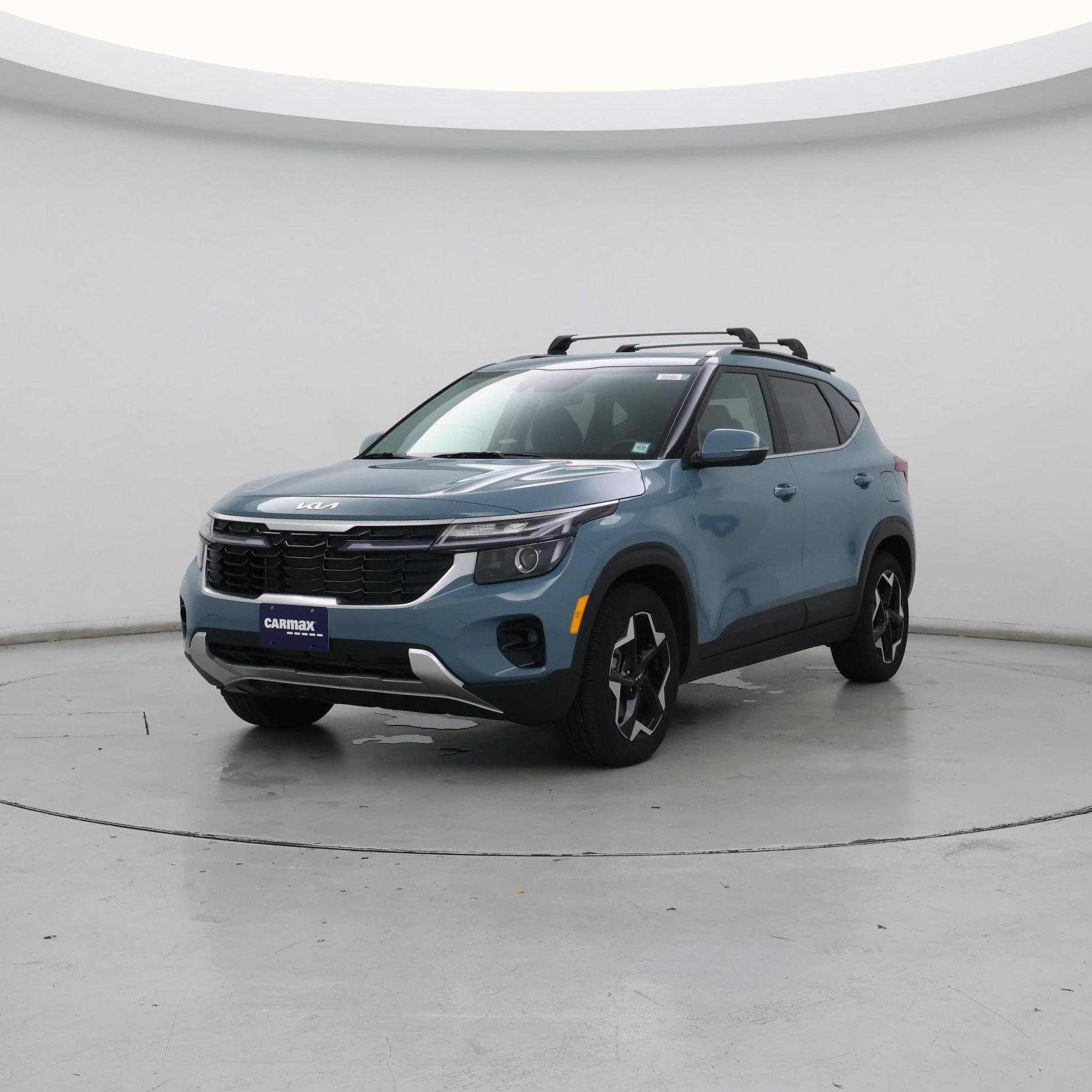 Thumbnail: 2024 Kia Seltos - 4