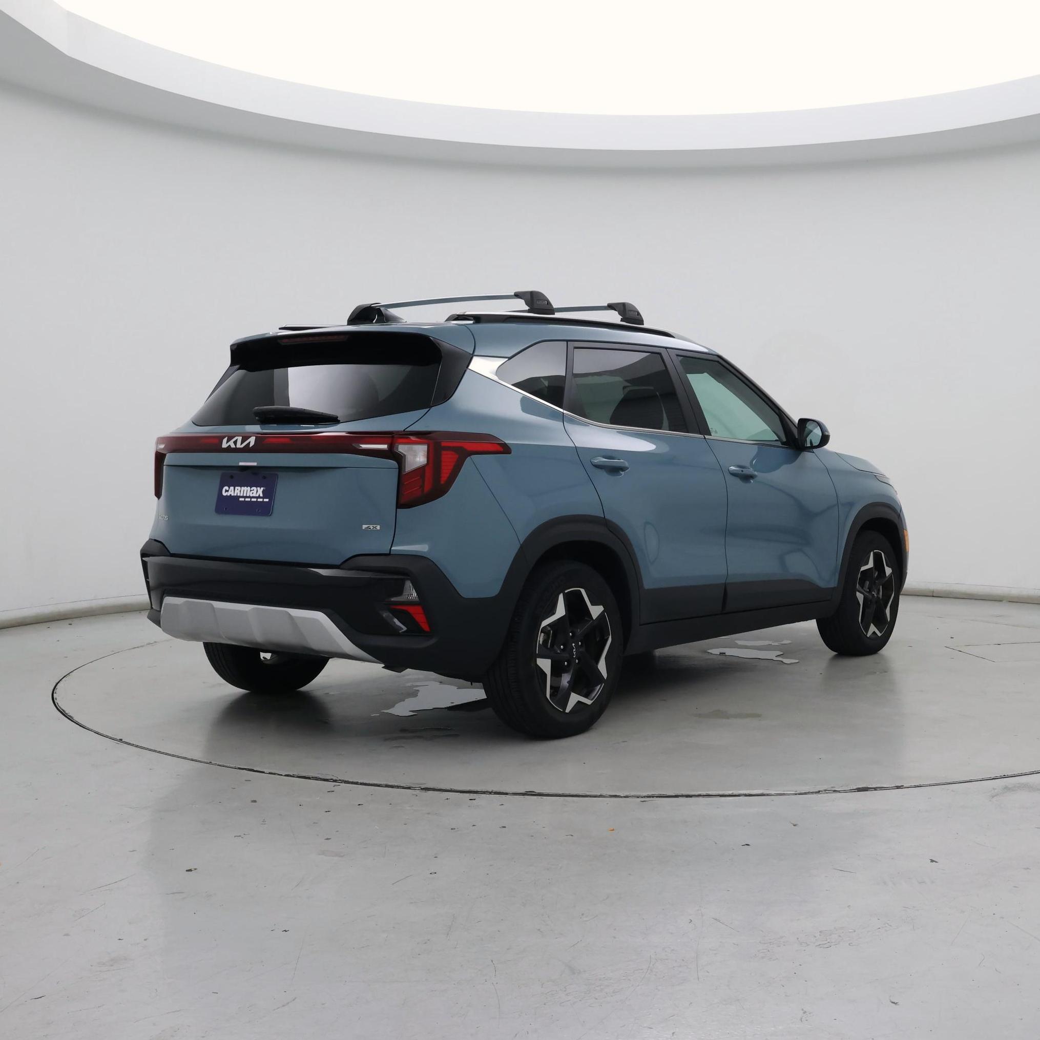 Thumbnail: 2024 Kia Seltos - 8
