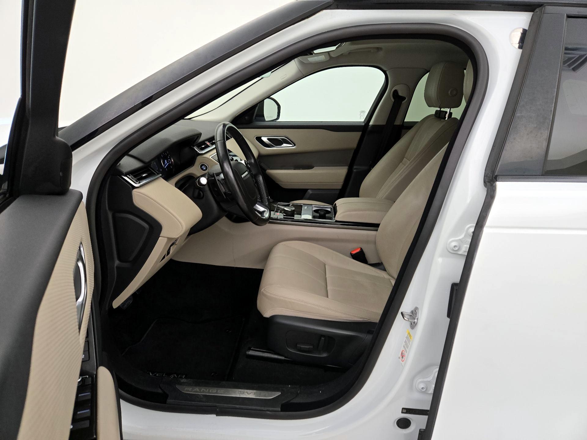 Thumbnail: 2019 Land Rover Range Rover Velar - 11