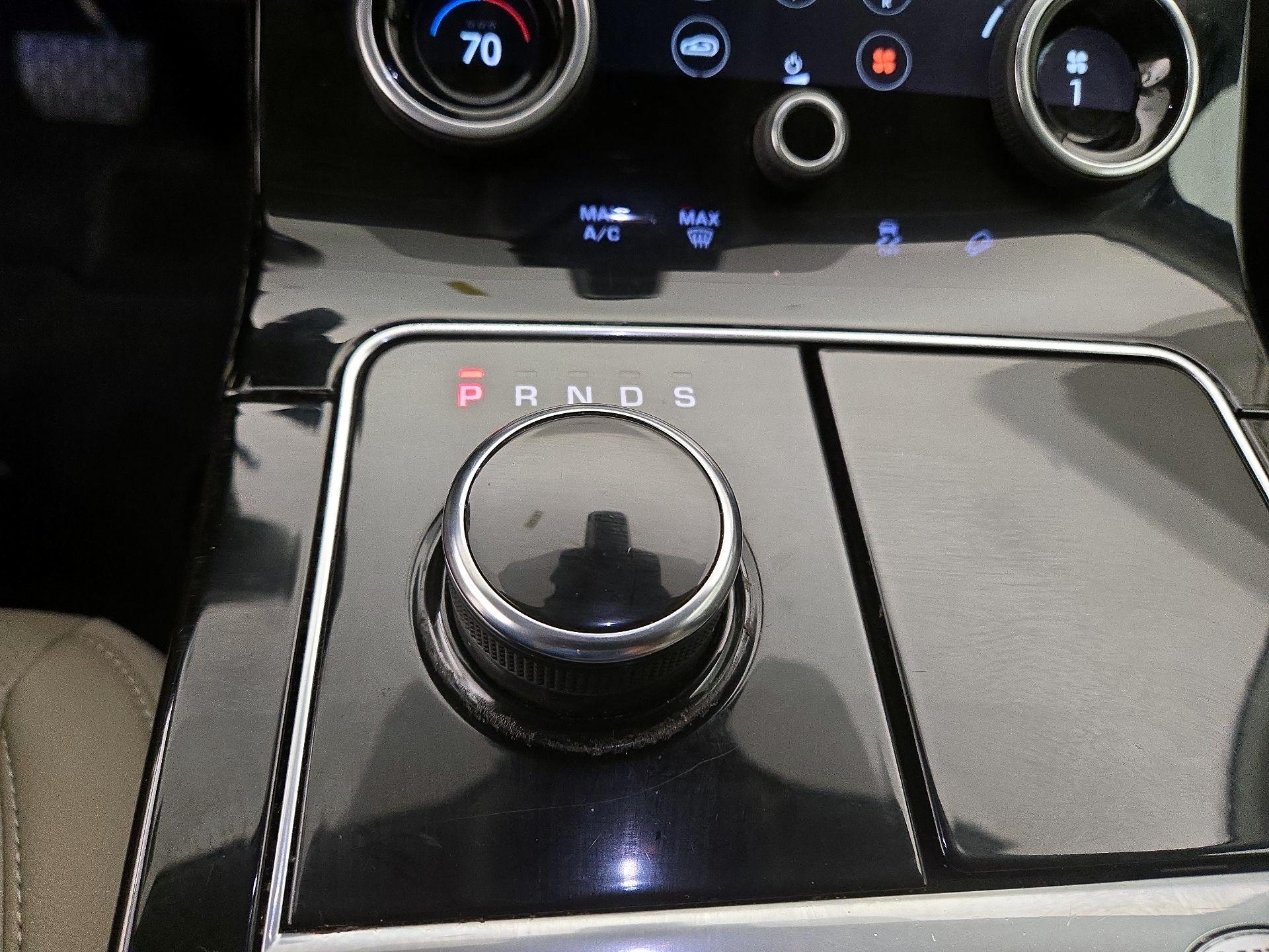 Thumbnail: 2019 Land Rover Range Rover Velar - 18