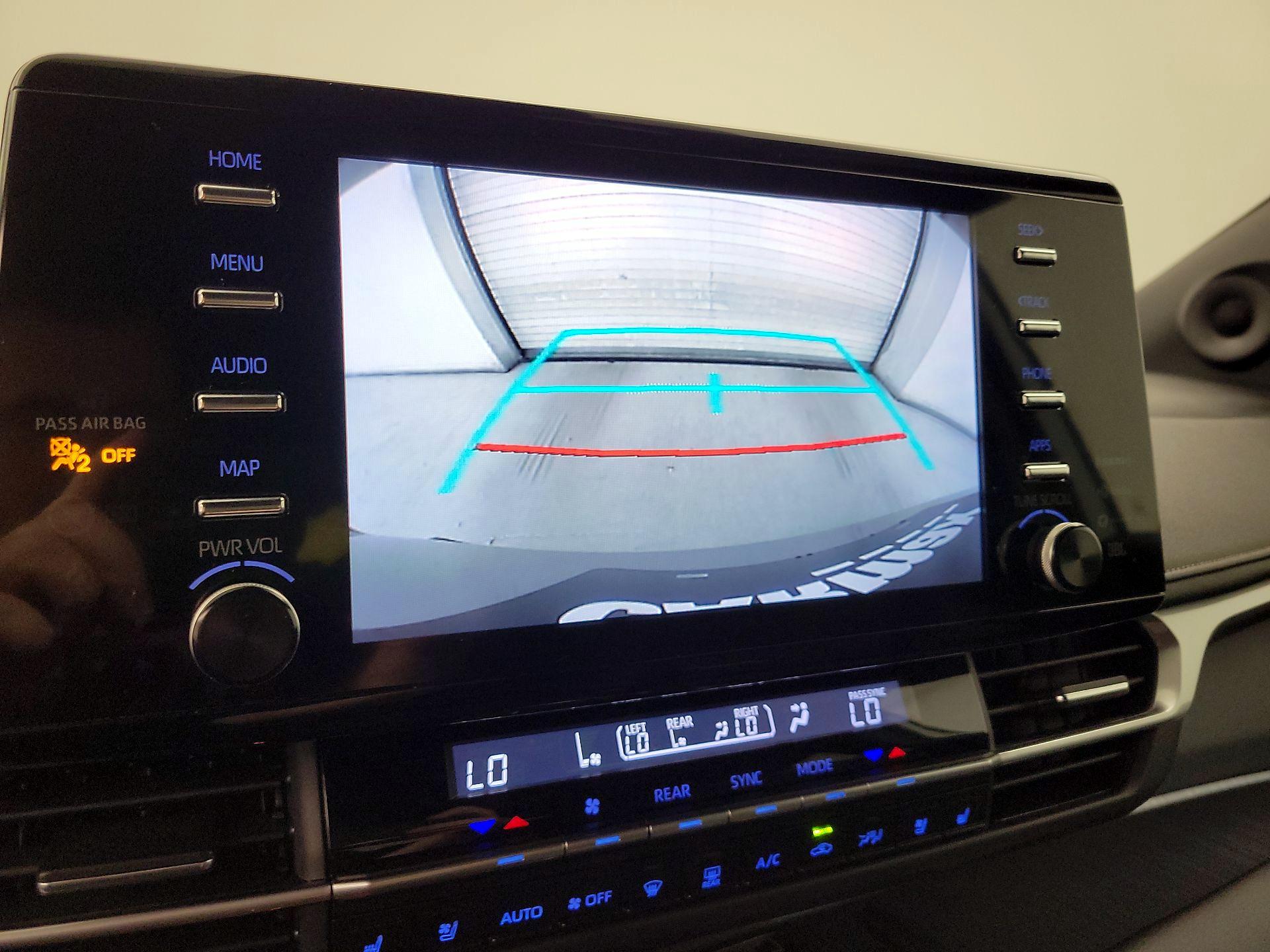 Thumbnail: 2023 Toyota Sienna - 15