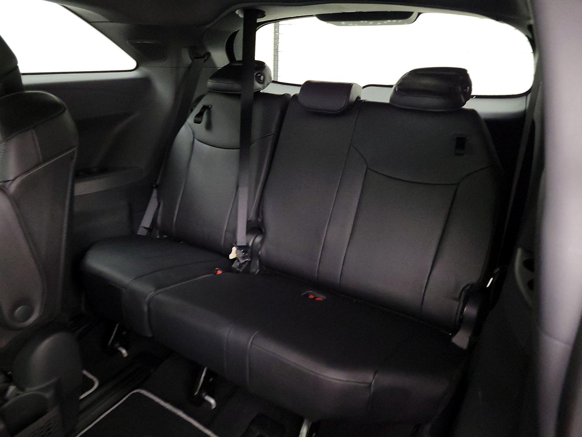 Thumbnail: 2023 Toyota Sienna - 20