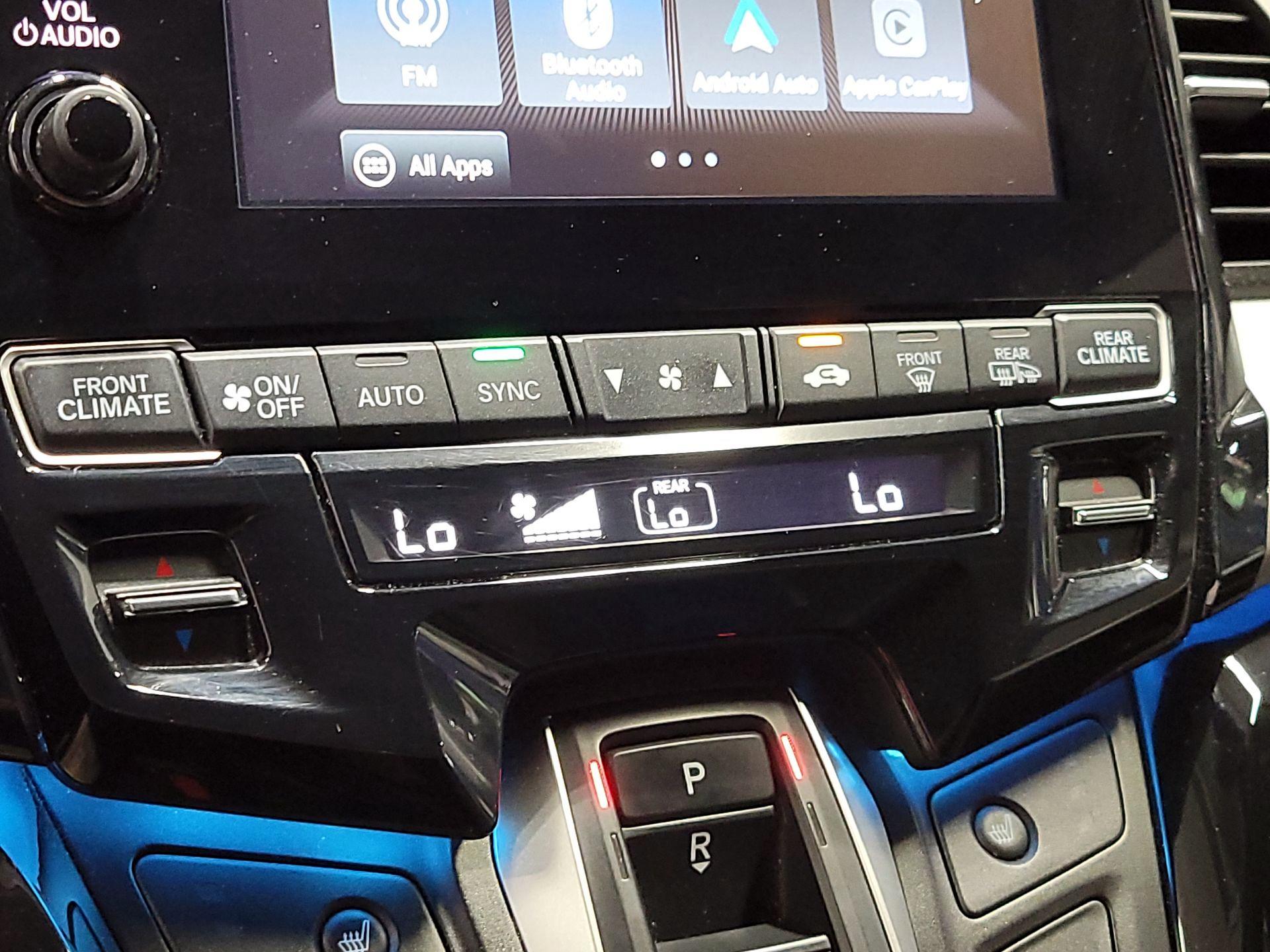 Thumbnail: 2023 Honda Odyssey - 16