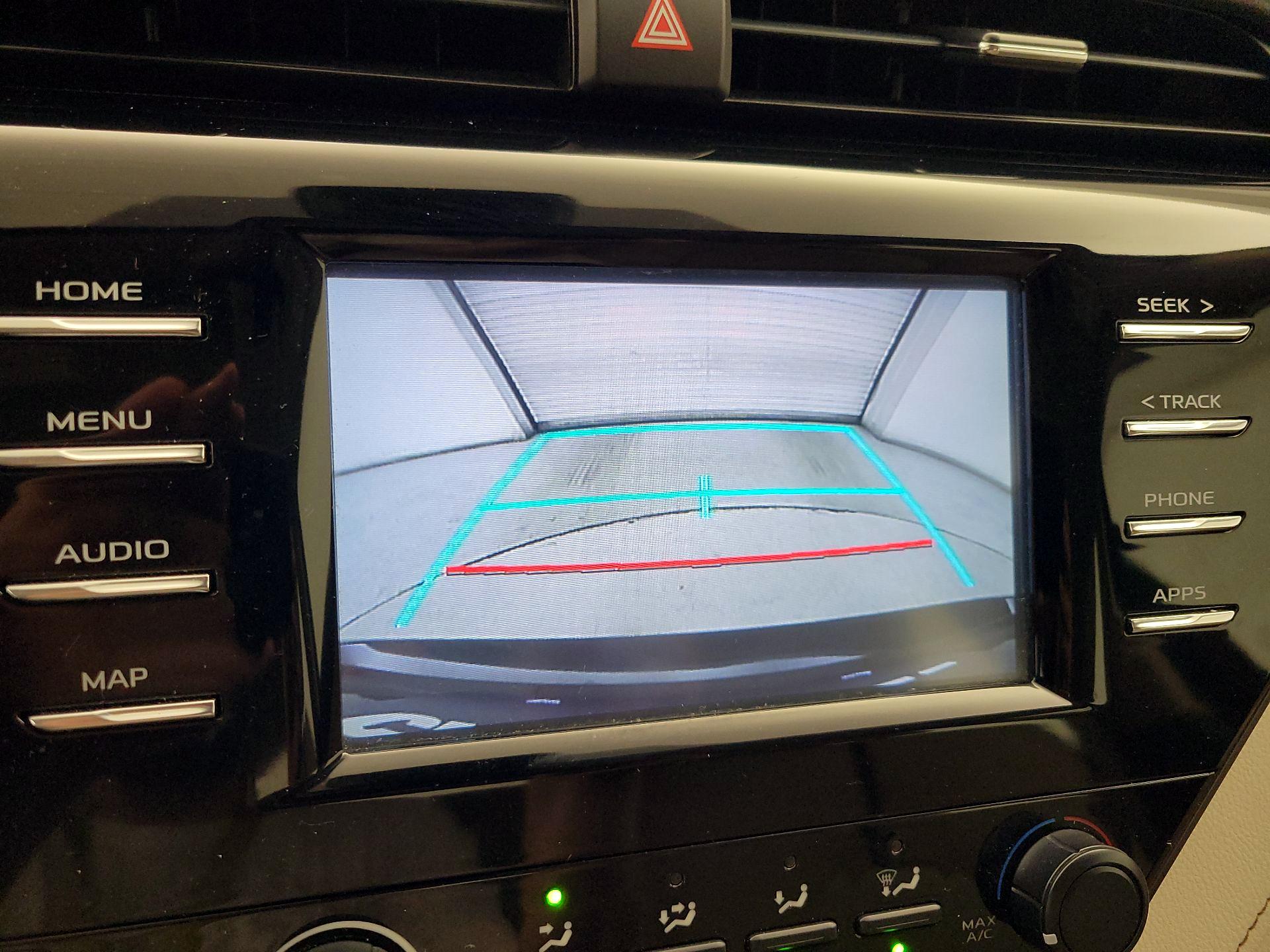 Thumbnail: 2019 Toyota Camry - 14