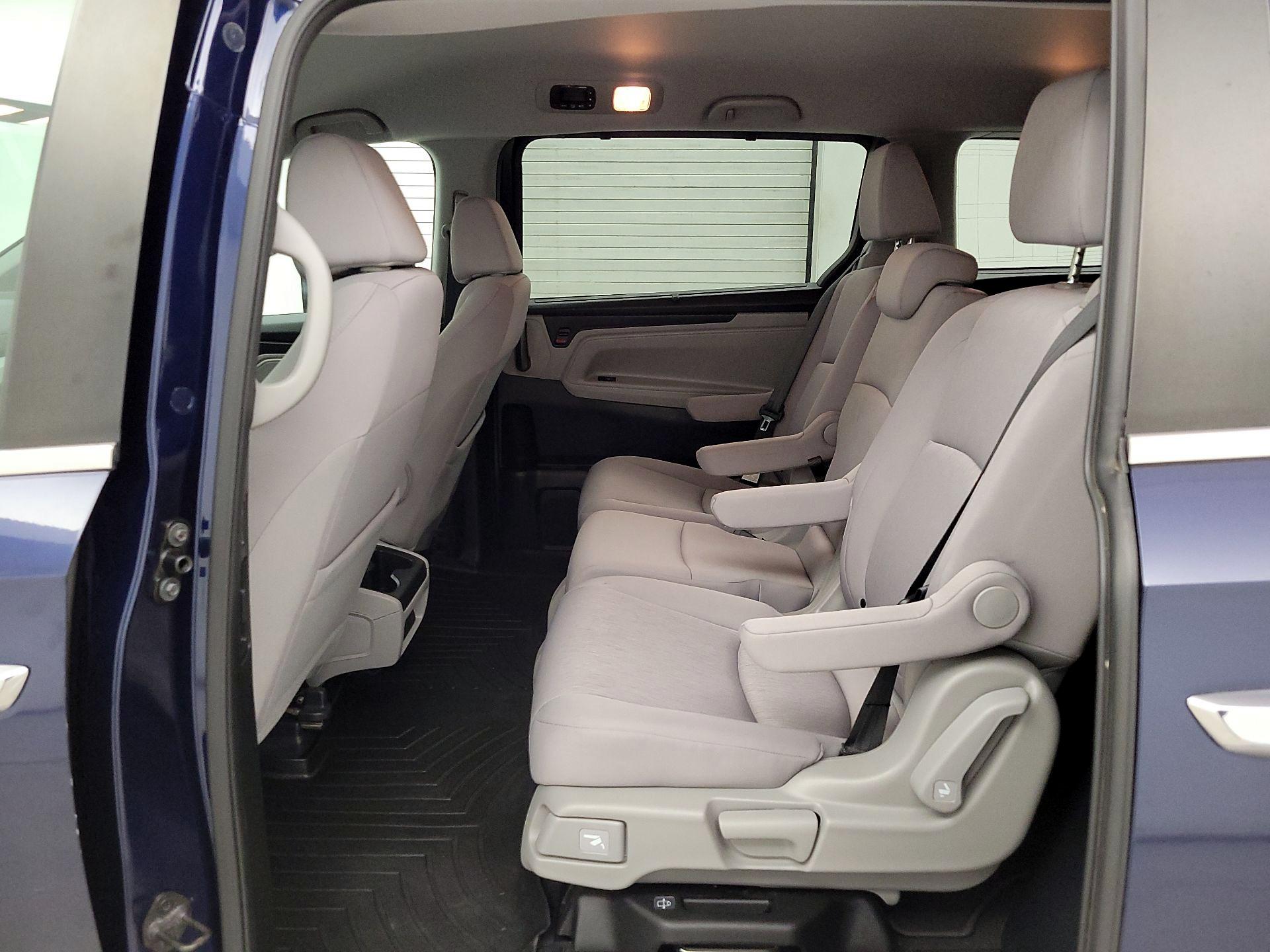 Thumbnail: 2020 Honda Odyssey - 18