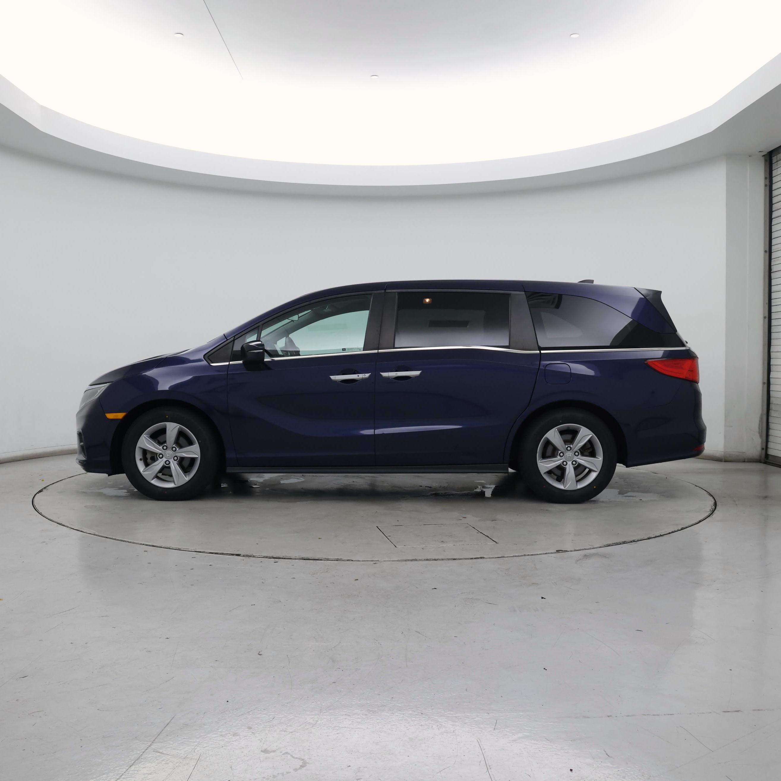 Thumbnail: 2020 Honda Odyssey - 3