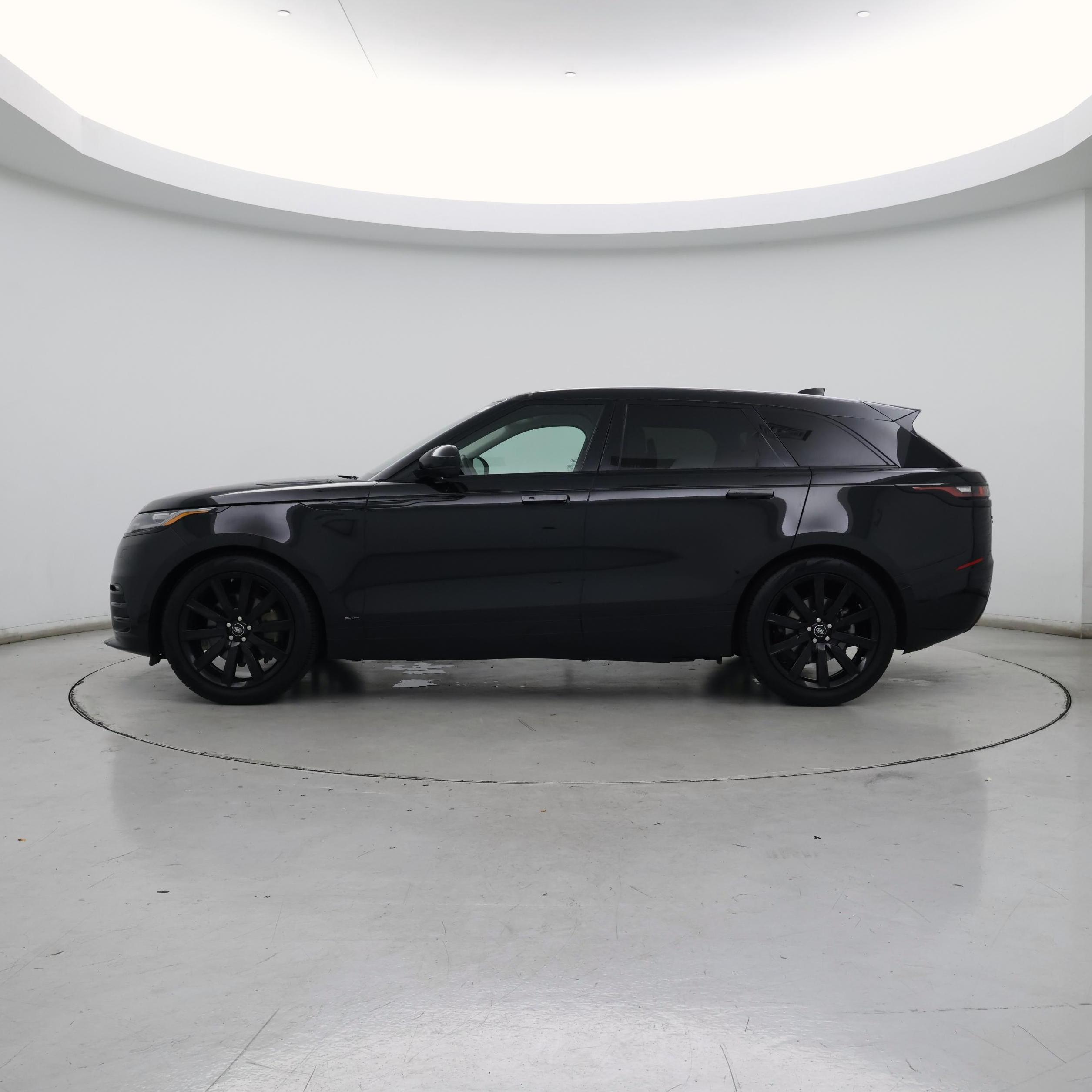 Thumbnail: 2019 Land Rover Range Rover Velar - 3