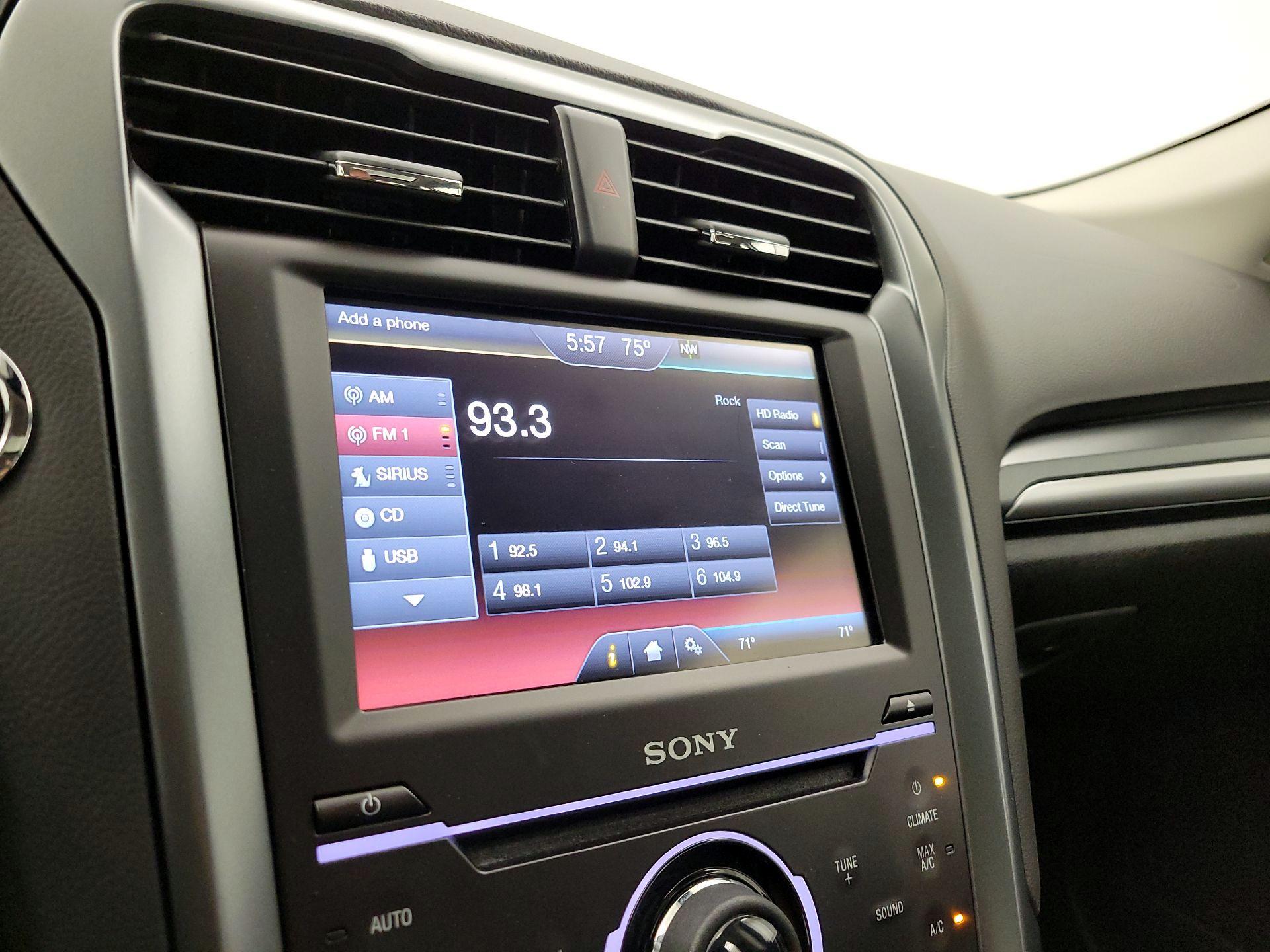 Thumbnail: 2015 Ford Fusion - 16