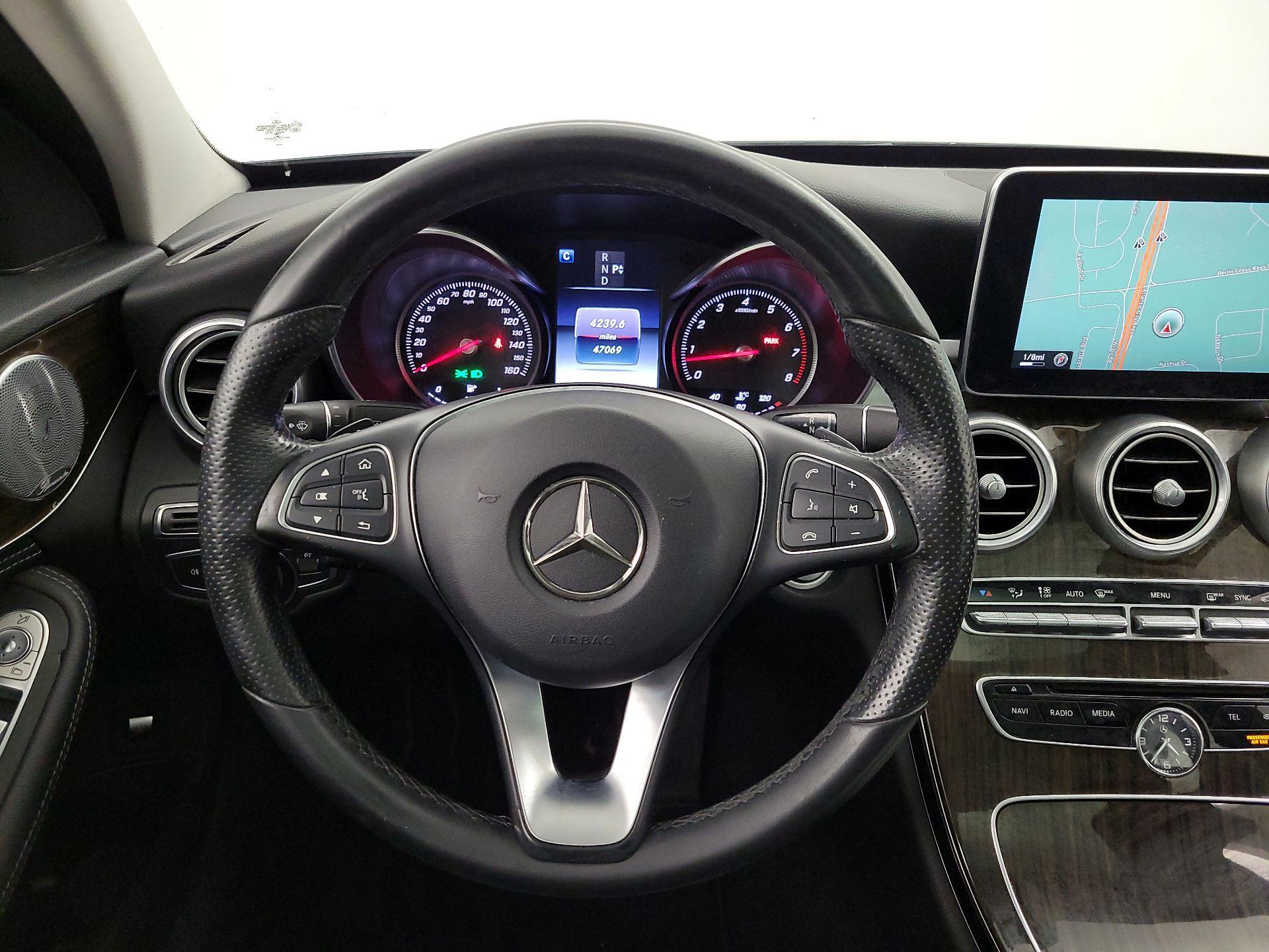 Thumbnail: 2016 Mercedes-Benz C-Class - 10