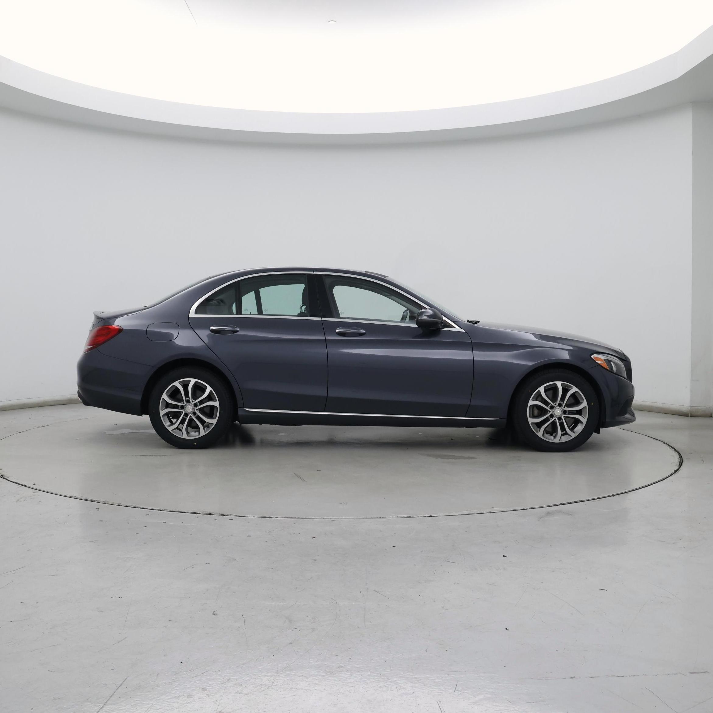 Thumbnail: 2016 Mercedes-Benz C-Class - 7