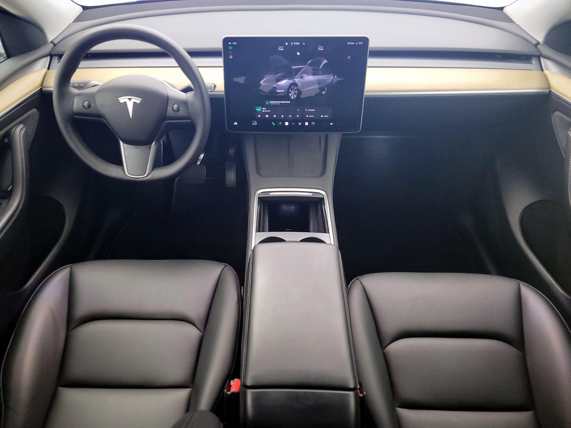 Thumbnail: 2023 Tesla Model Y - 9