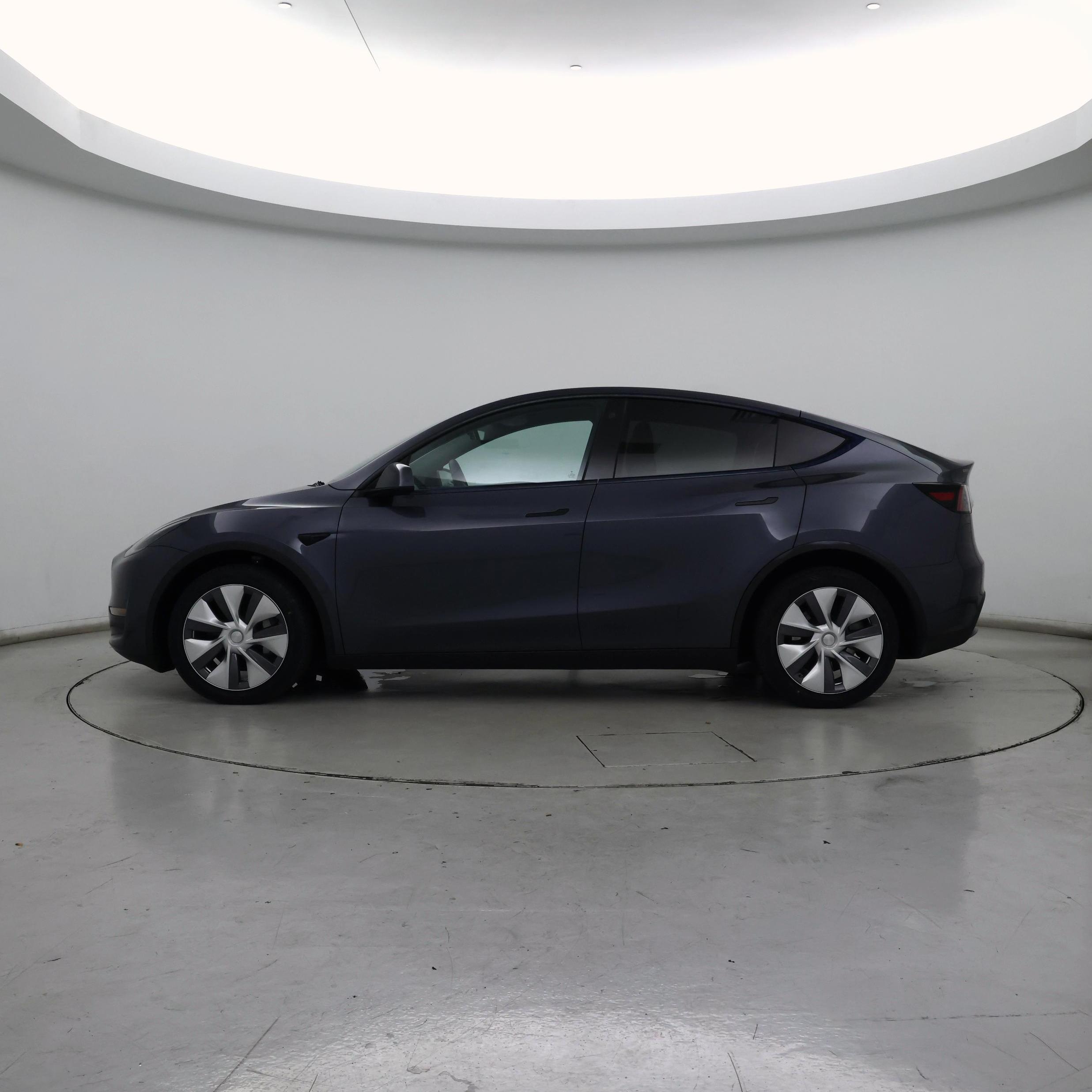 Thumbnail: 2023 Tesla Model Y - 3