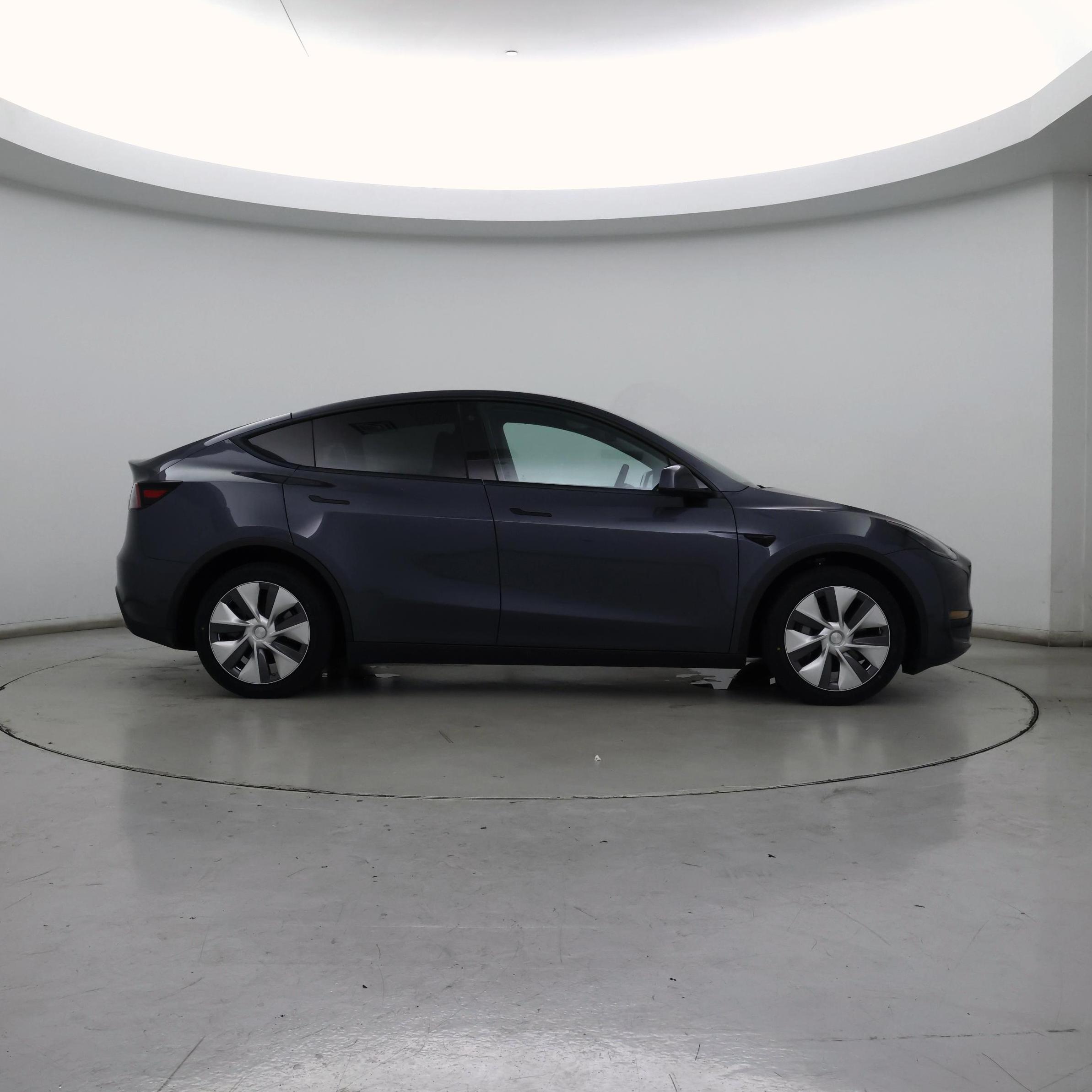 Thumbnail: 2023 Tesla Model Y - 7