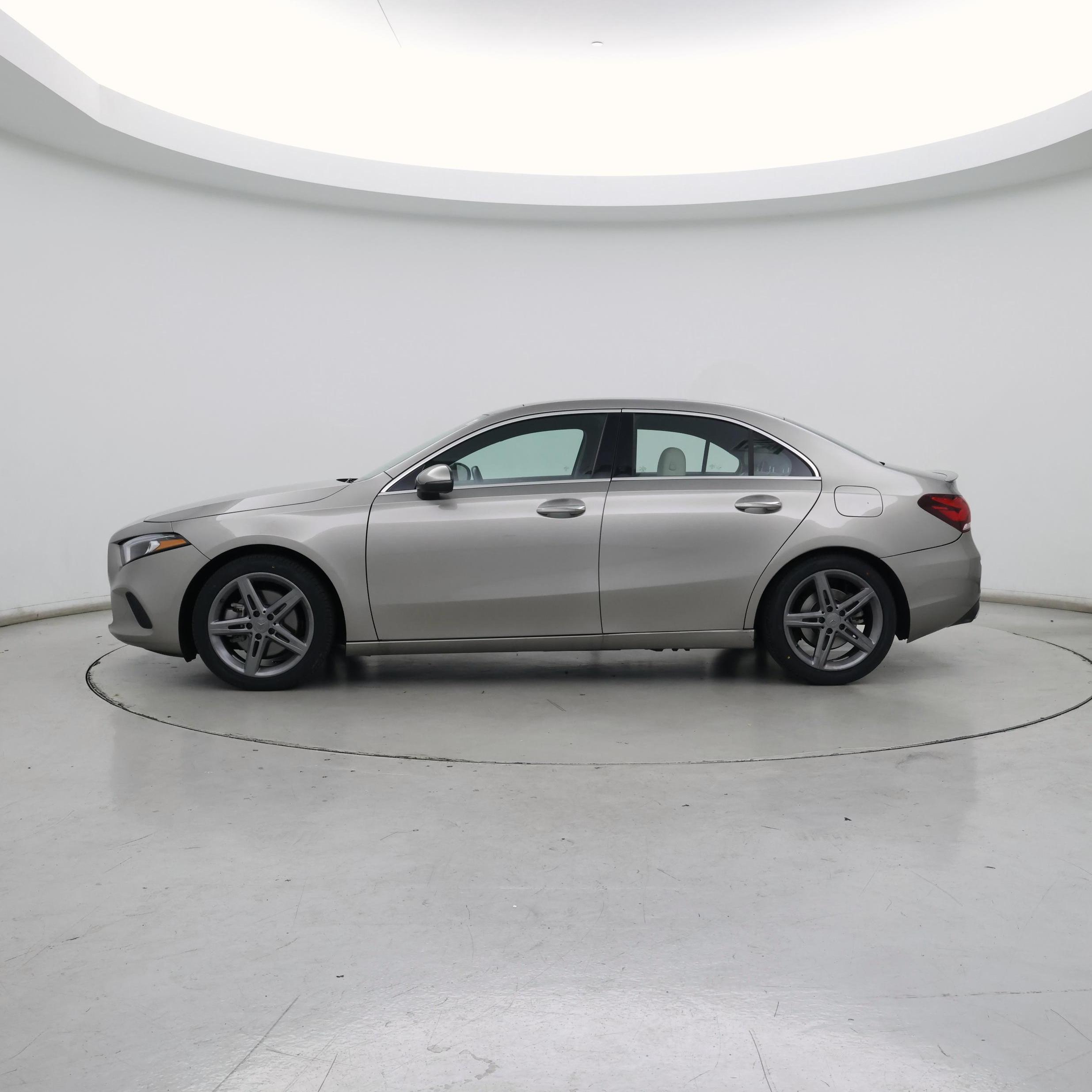 Thumbnail: 2019 Mercedes-Benz A-Class - 3