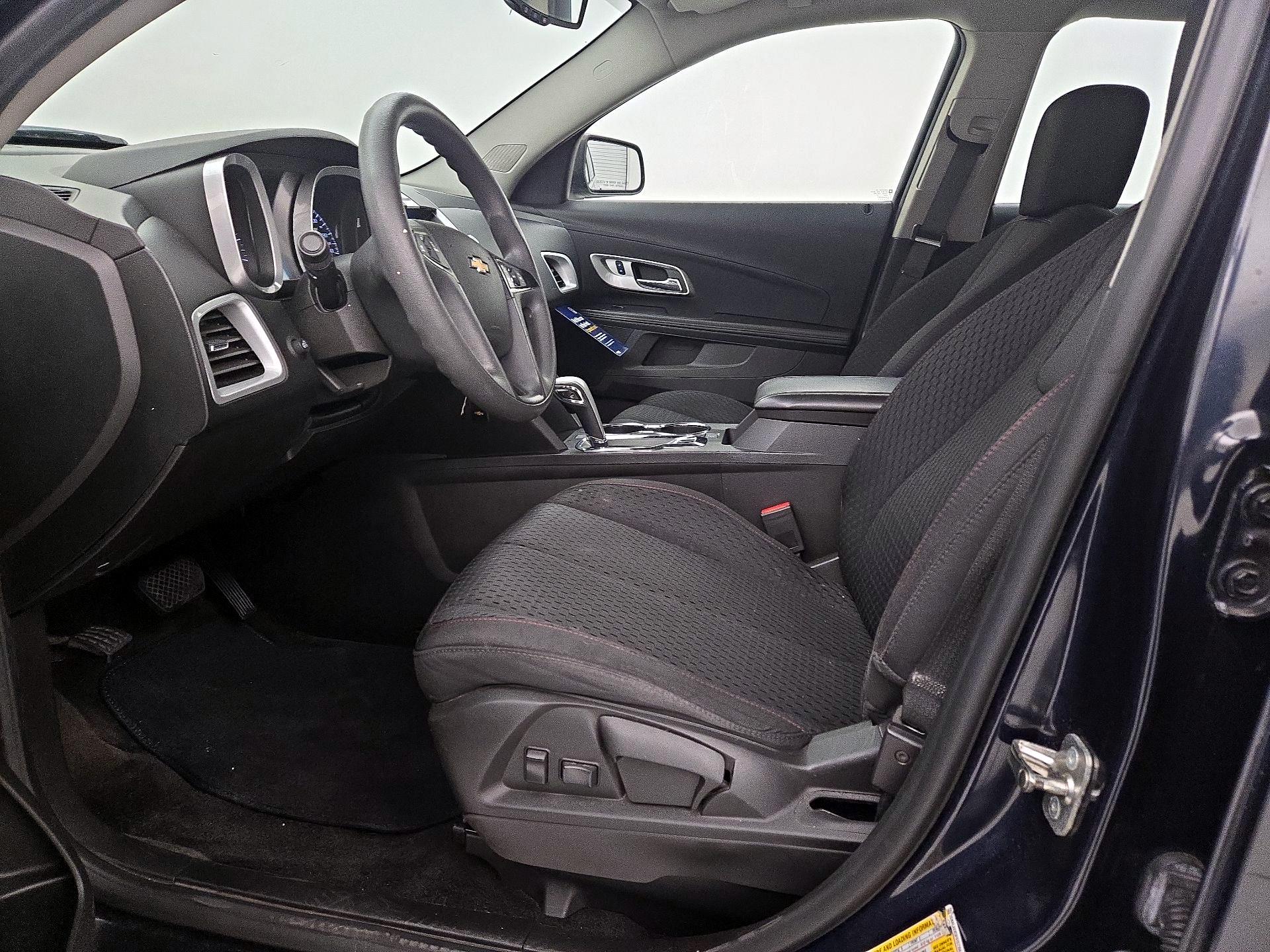 Thumbnail: 2015 Chevrolet Equinox - 11