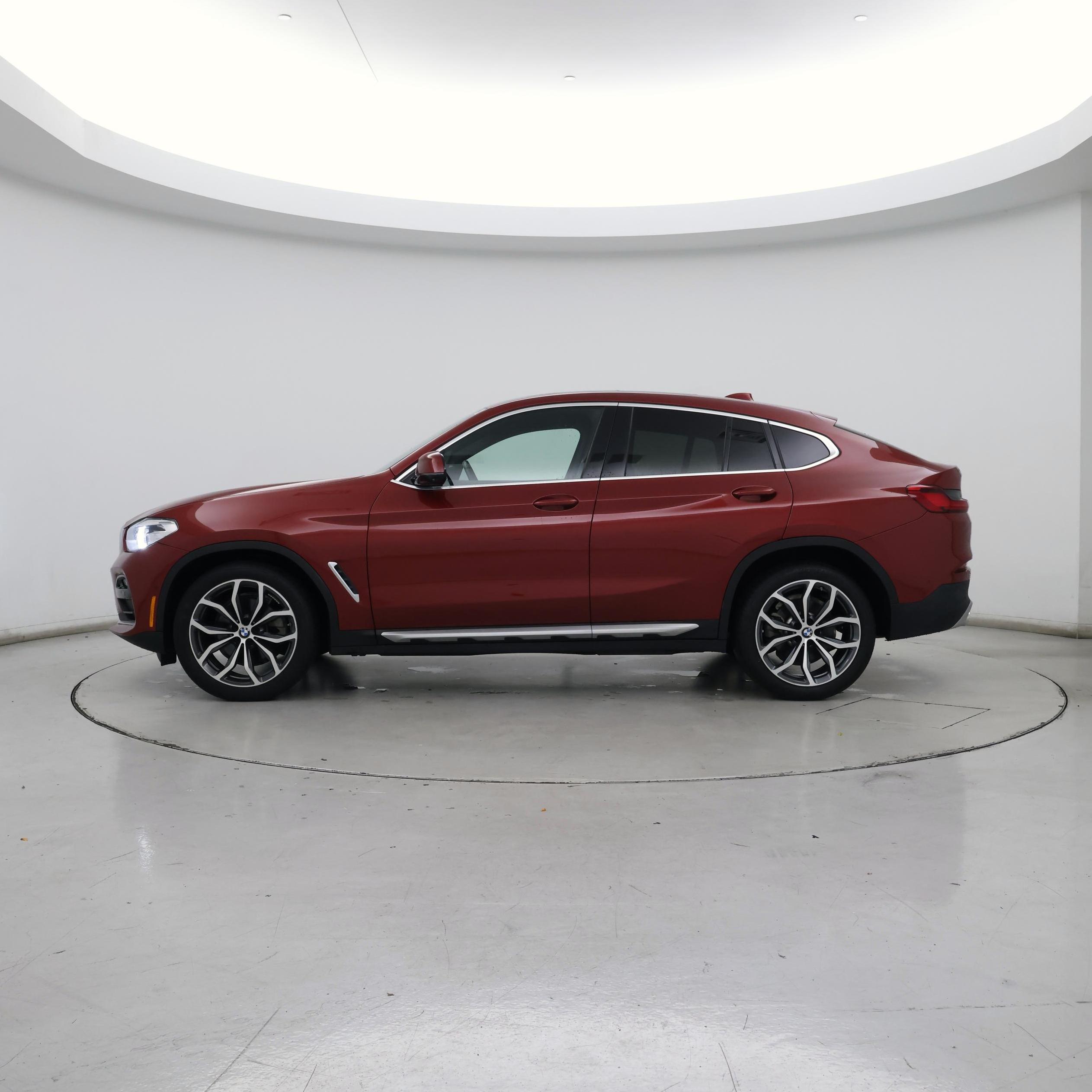 Thumbnail: 2021 BMW X4 - 3