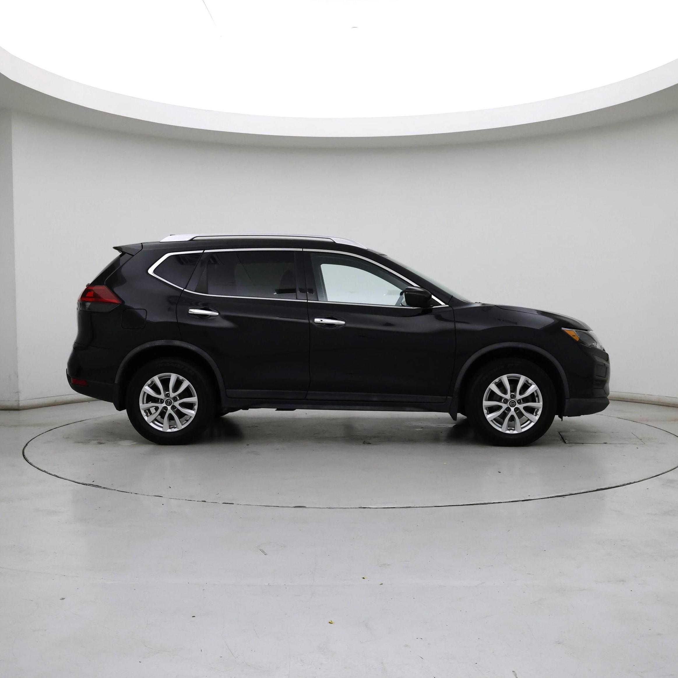 Thumbnail: 2018 Nissan Rogue - 7